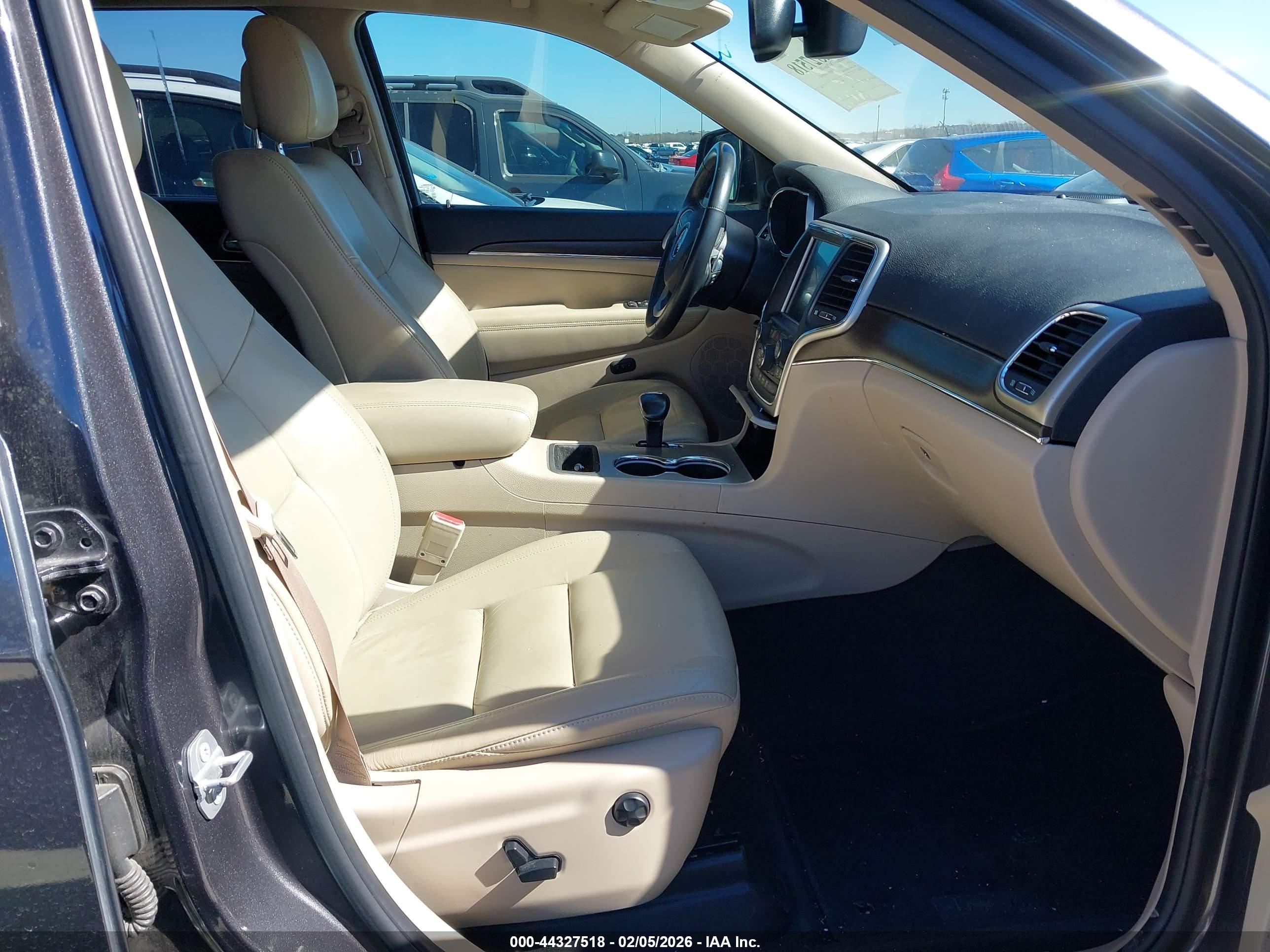 JEEP GRAND image 5