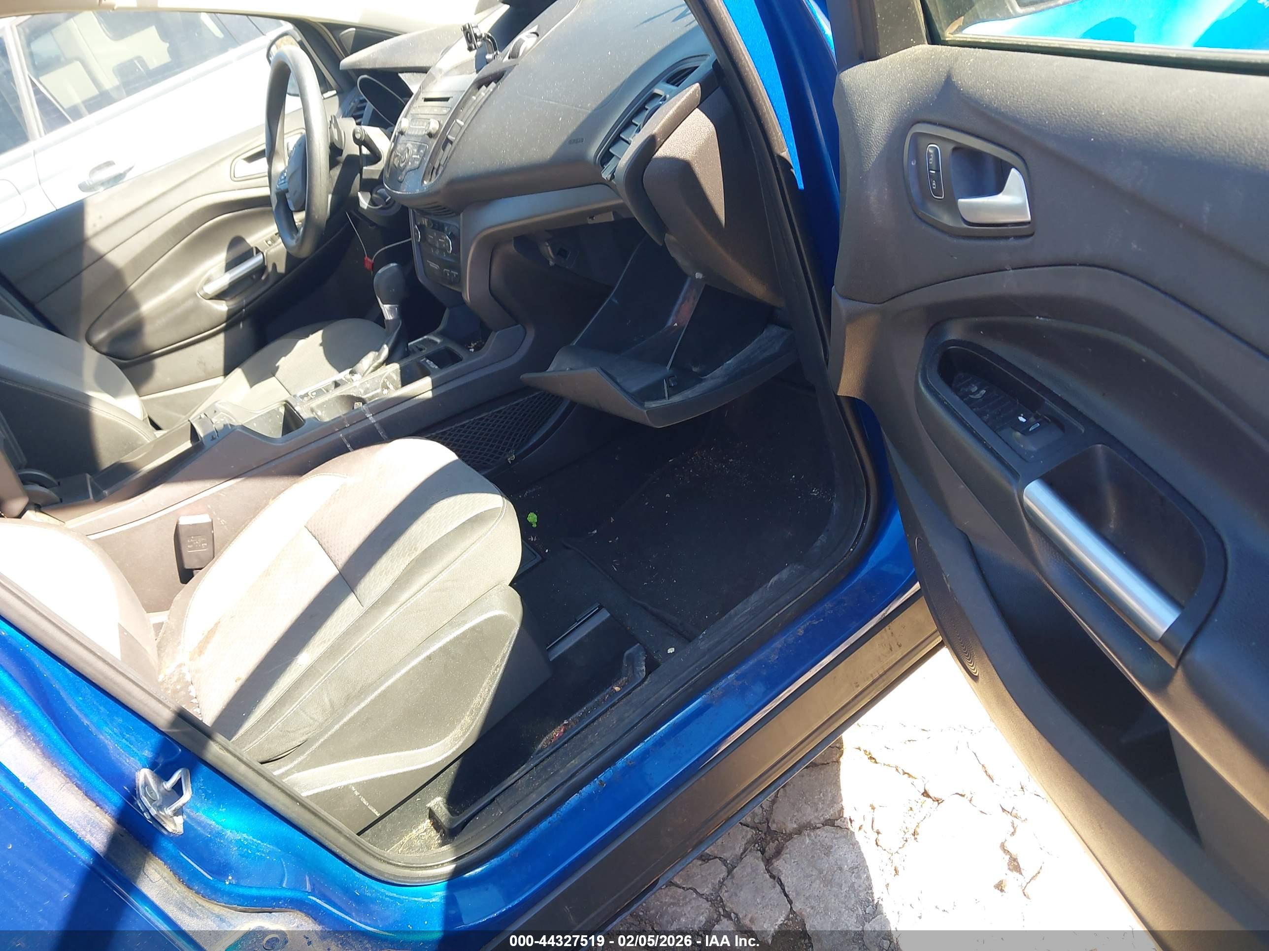 FORD ESCAPE image 5