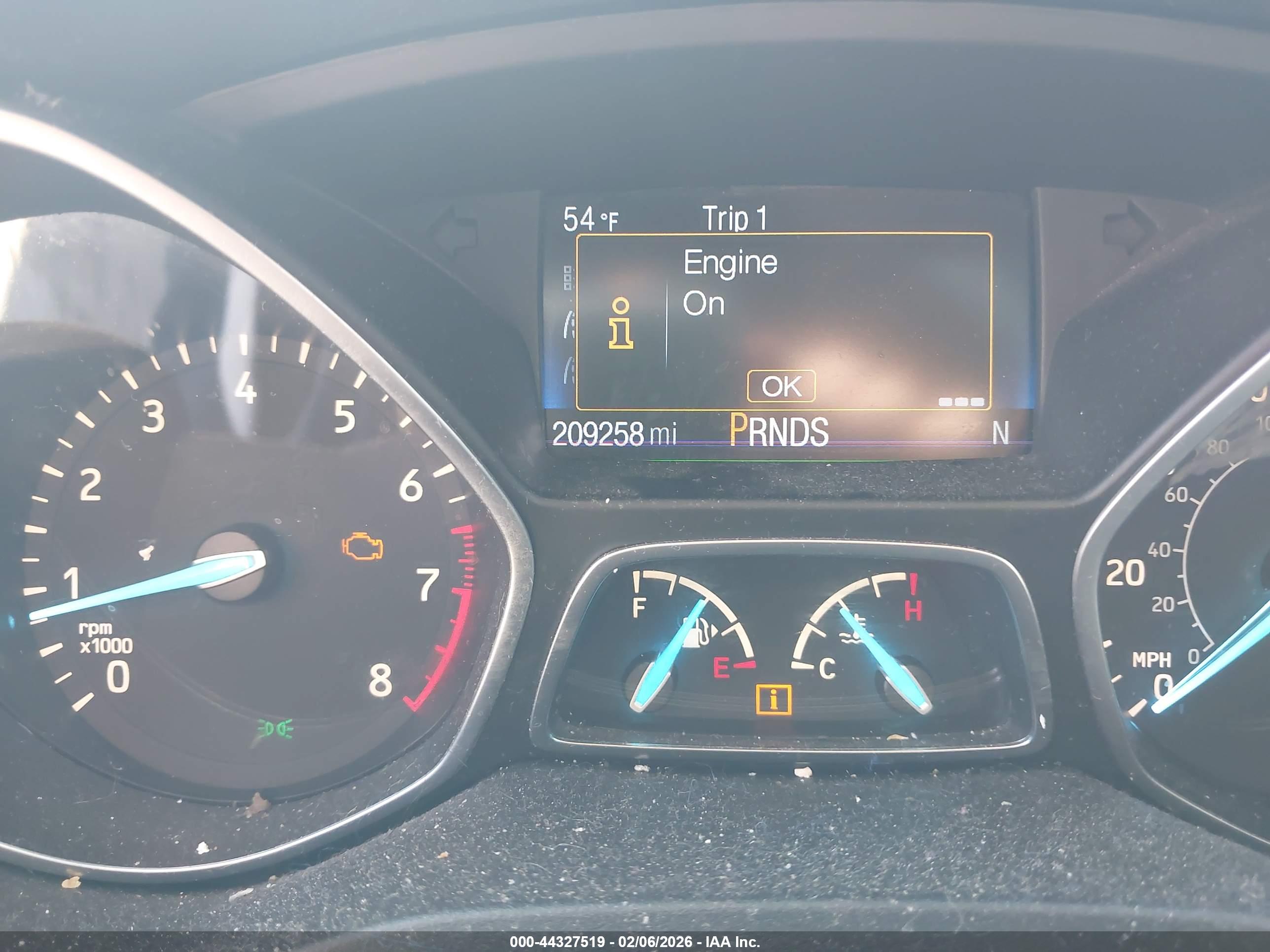 FORD ESCAPE image 7