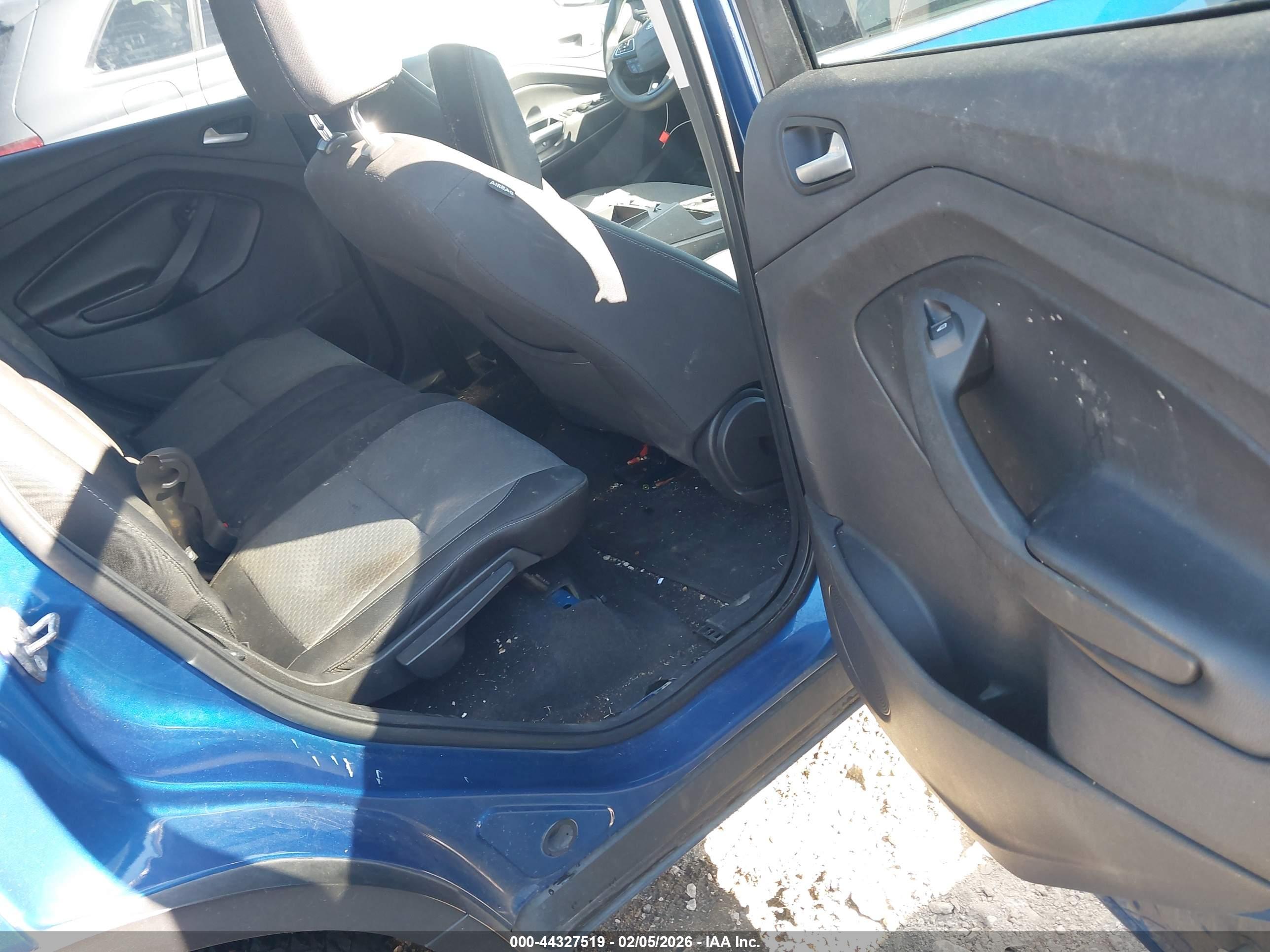 FORD ESCAPE image 8