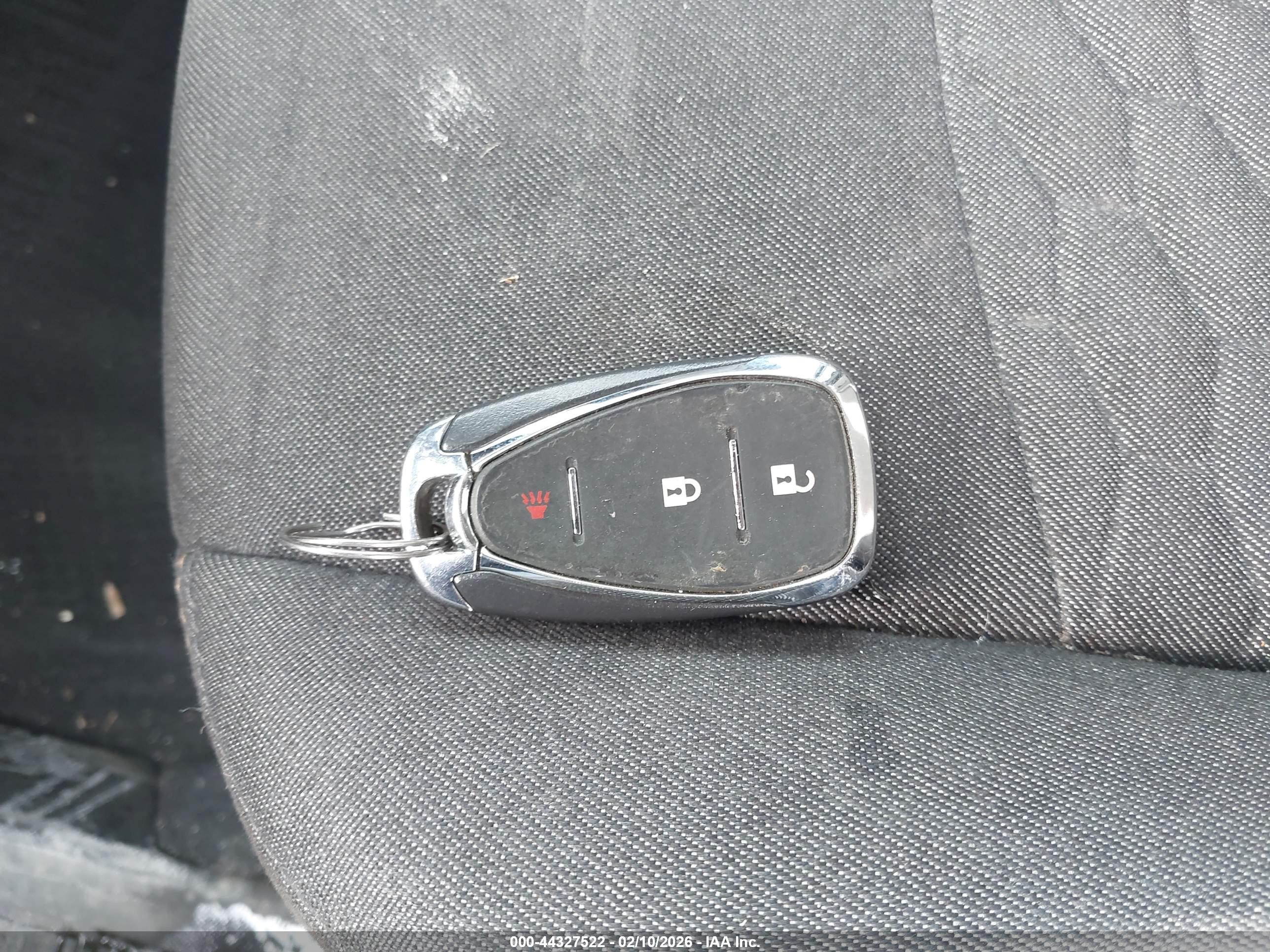 CHEVROLET EQUINOX image 11