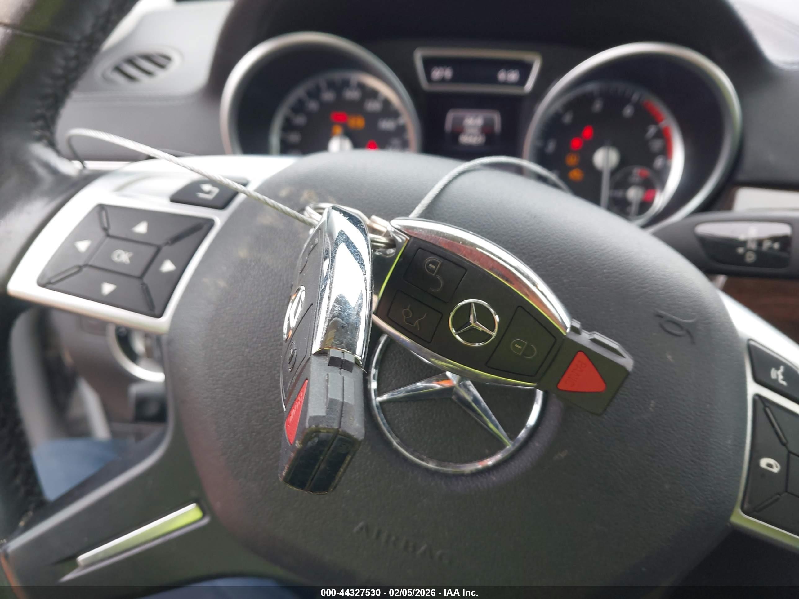 MERCEDES-BENZ GL image 11