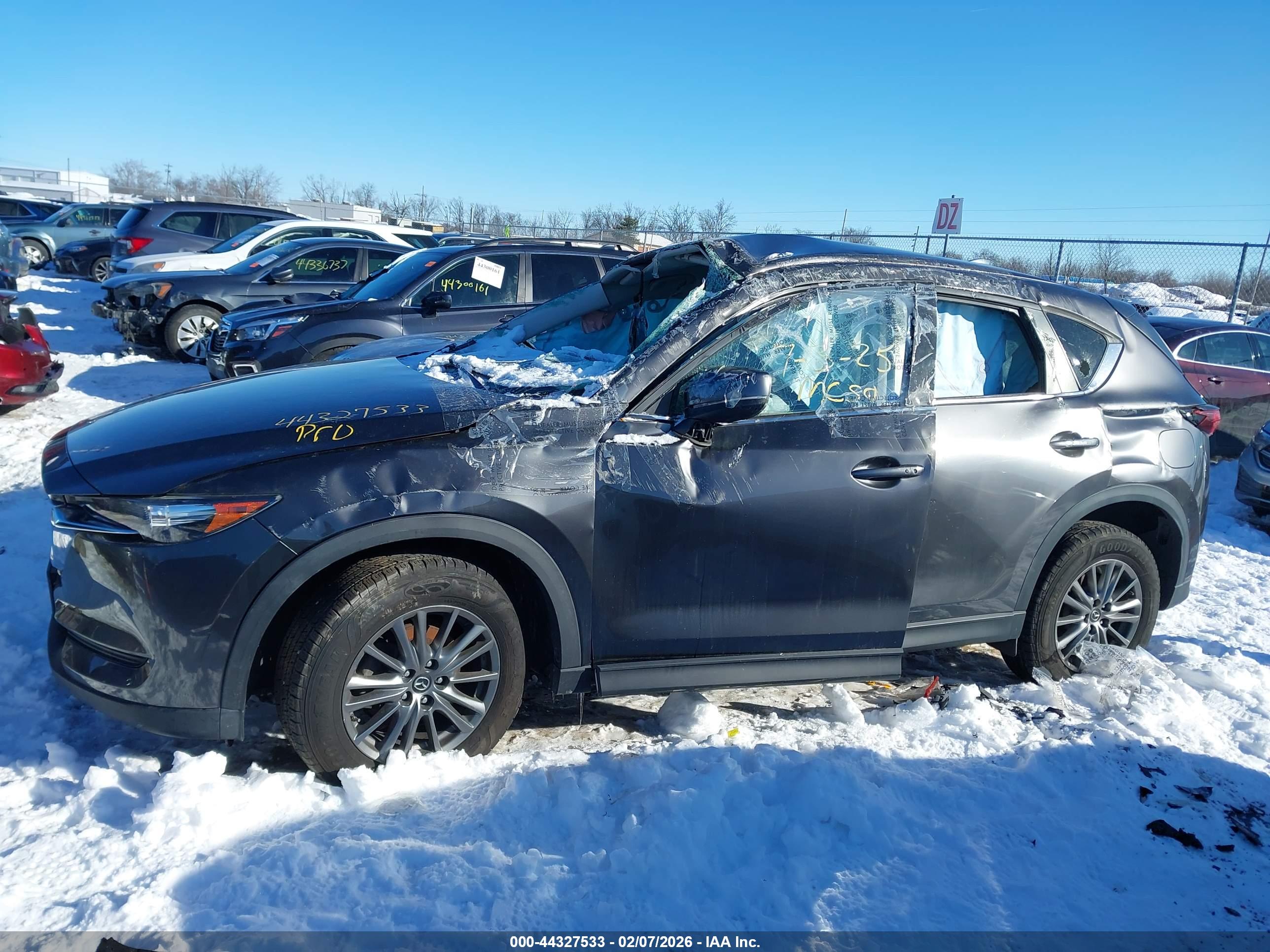 MAZDA CX-5 image 6