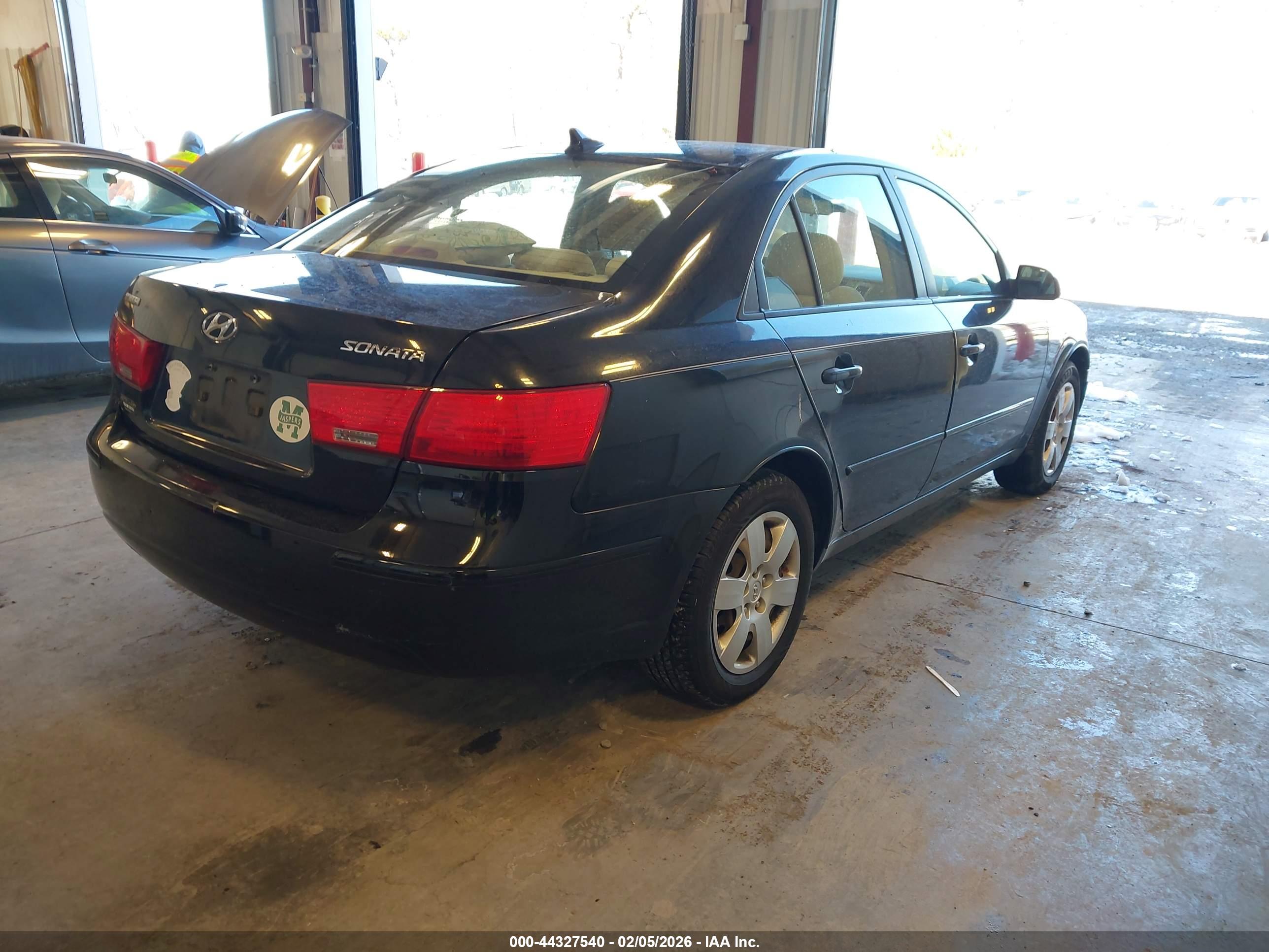 HYUNDAI SONATA image 4
