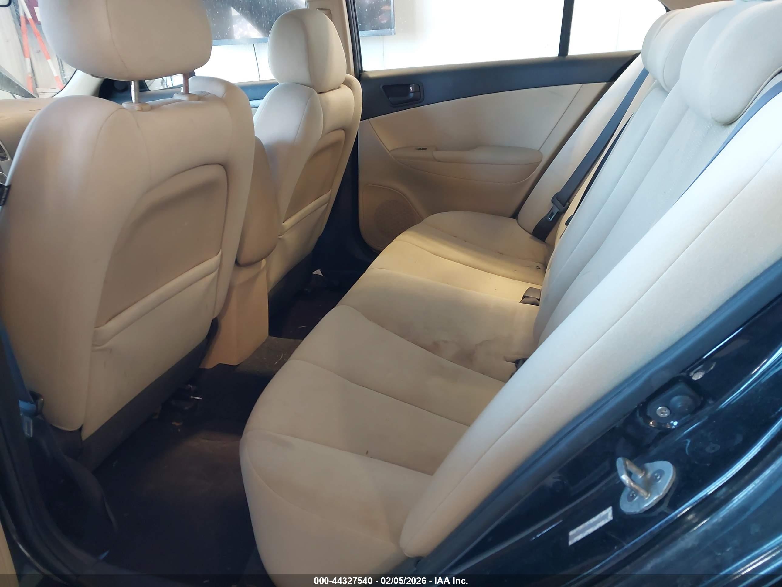 HYUNDAI SONATA image 8