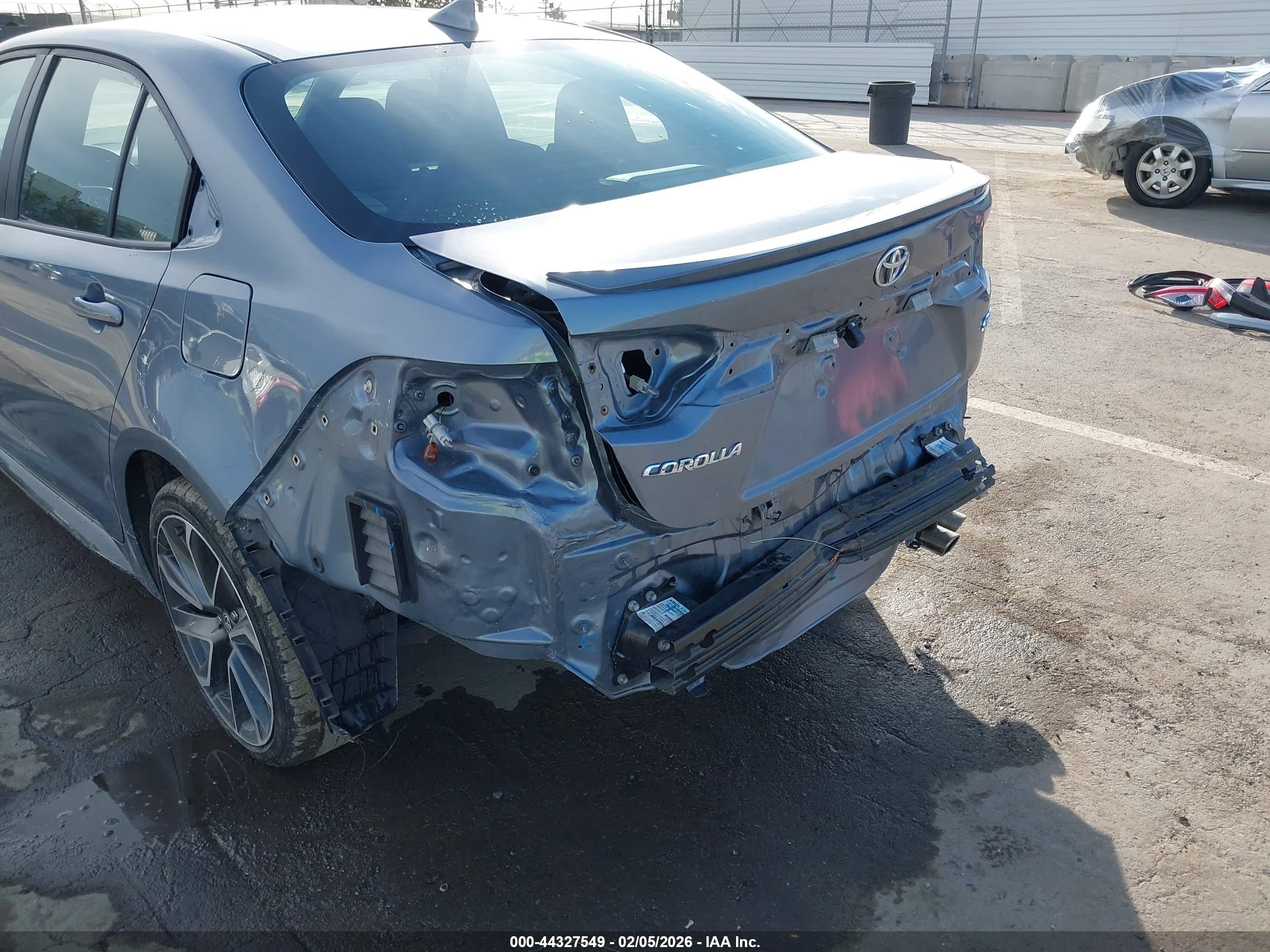 TOYOTA COROLLA image 6