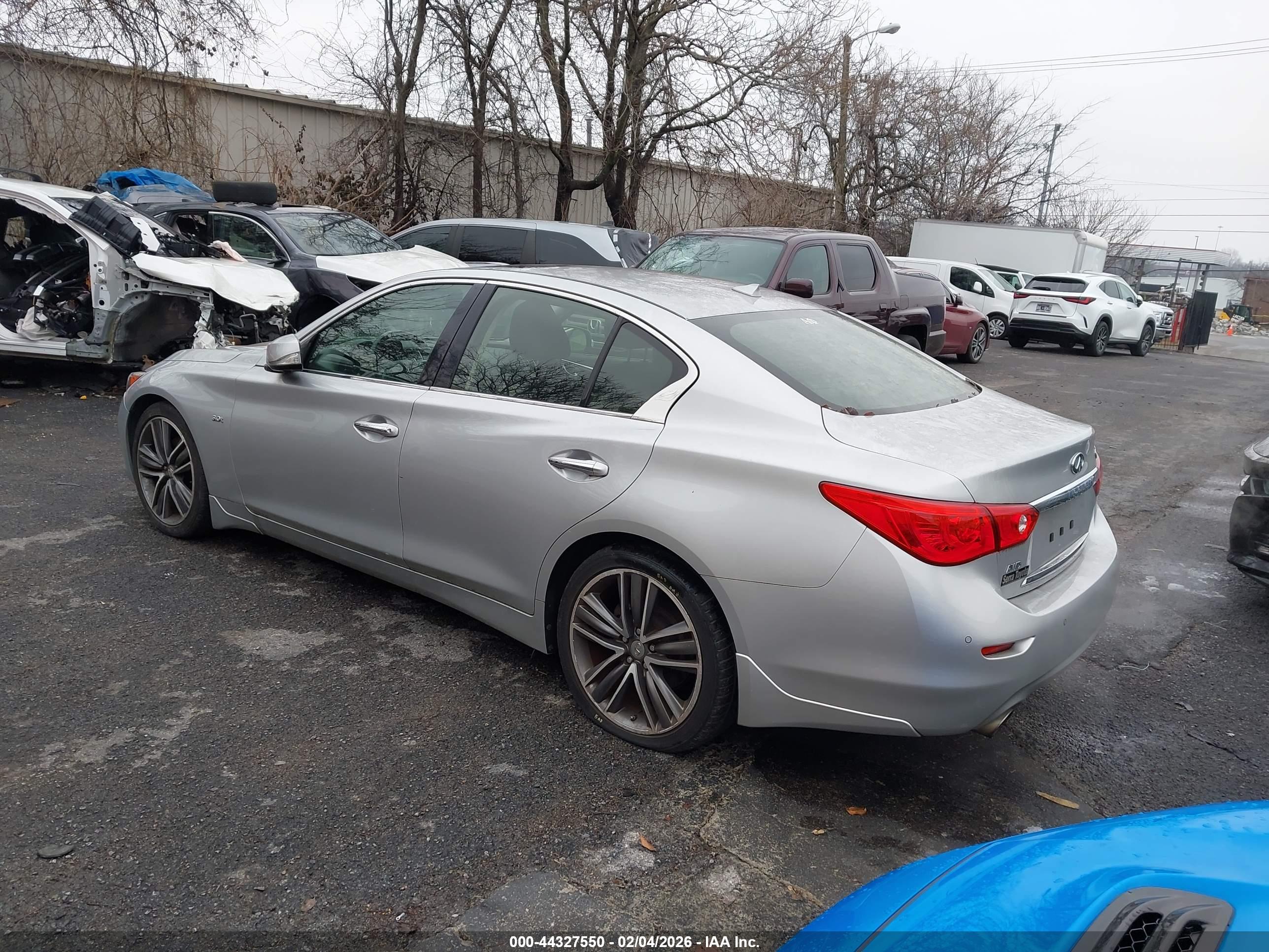 INFINITI Q50 image 3