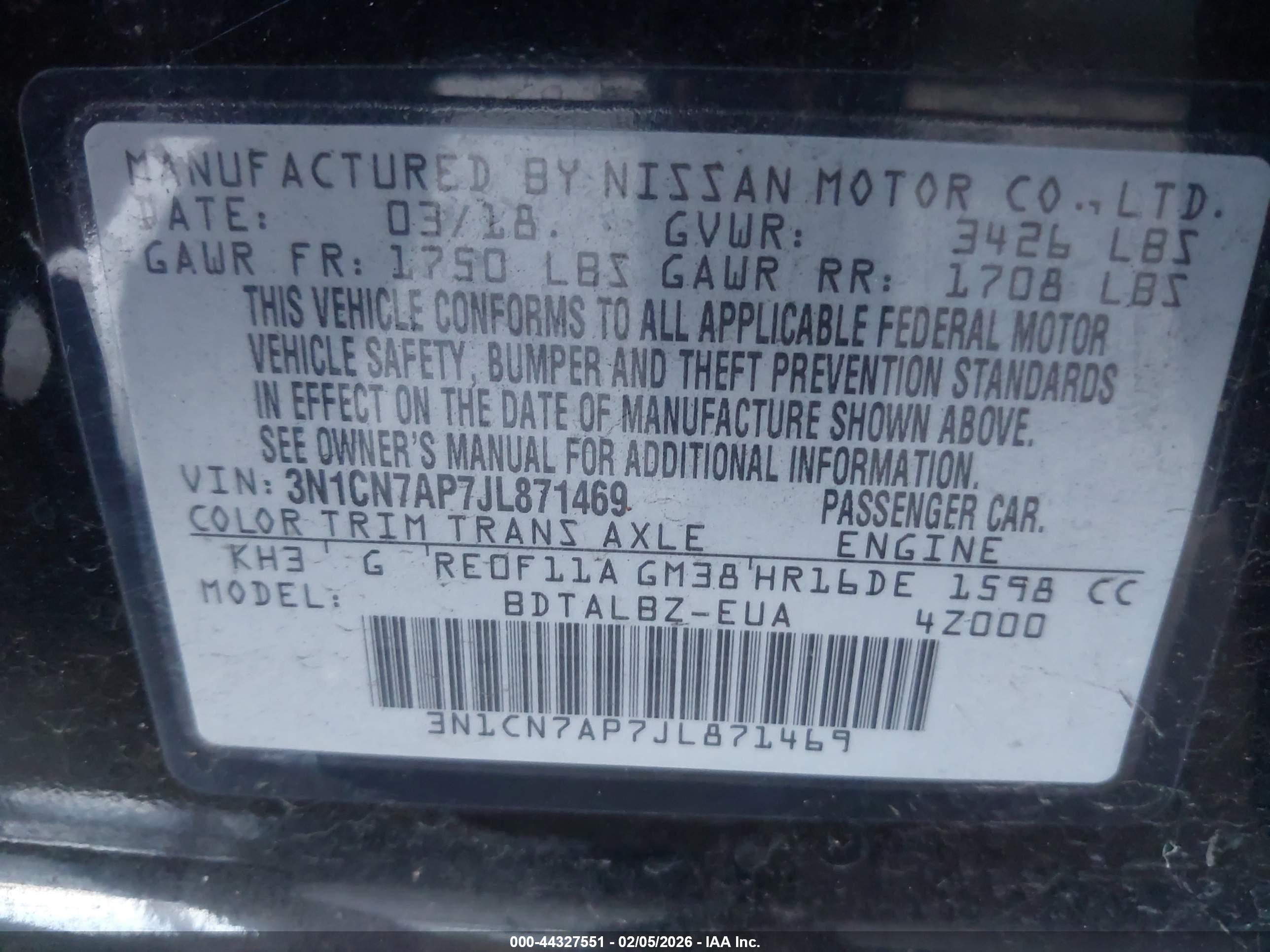 NISSAN VERSA image 9
