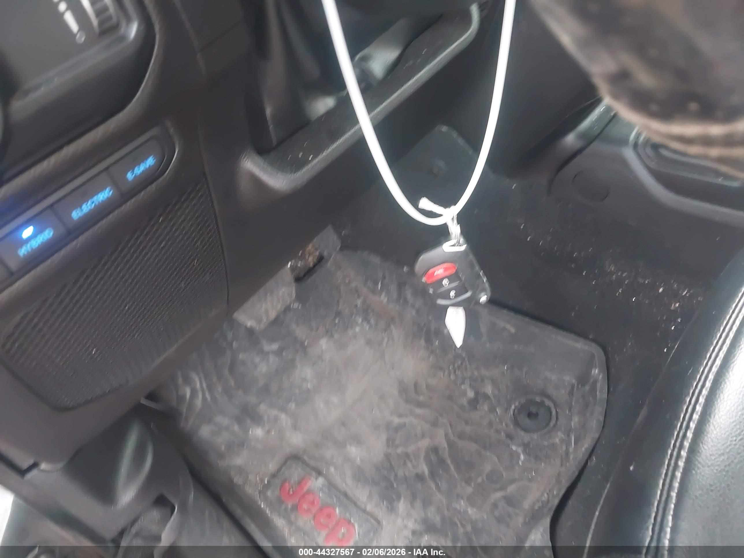 JEEP WRANGLER image 11
