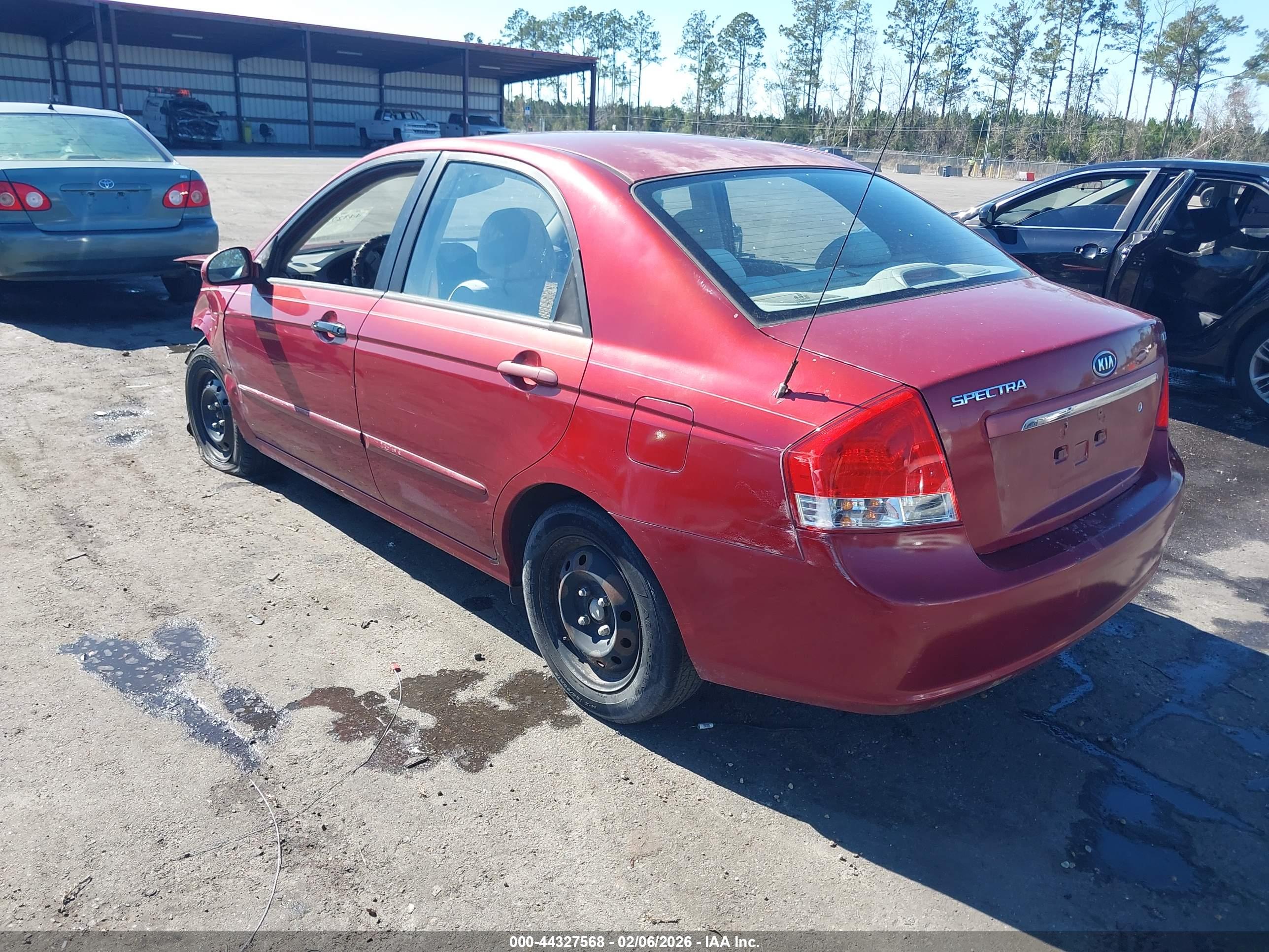 KIA SPECTRA image 3