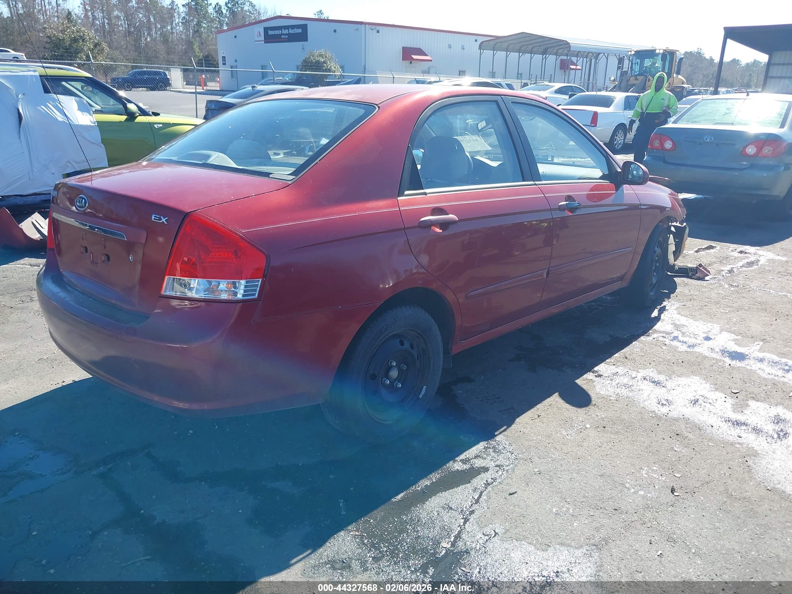 KIA SPECTRA image 4