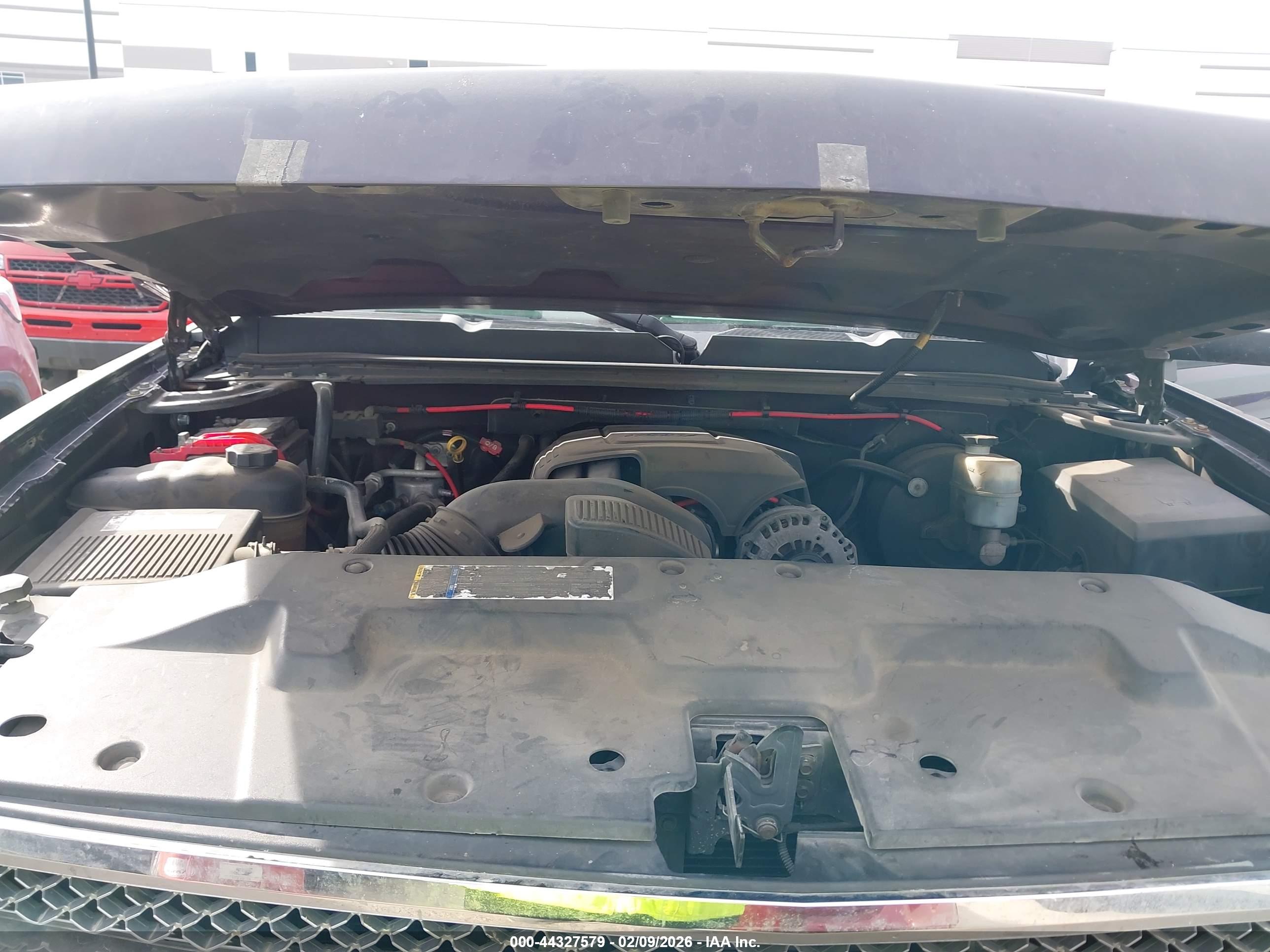 CHEVROLET SILVERADO image 10