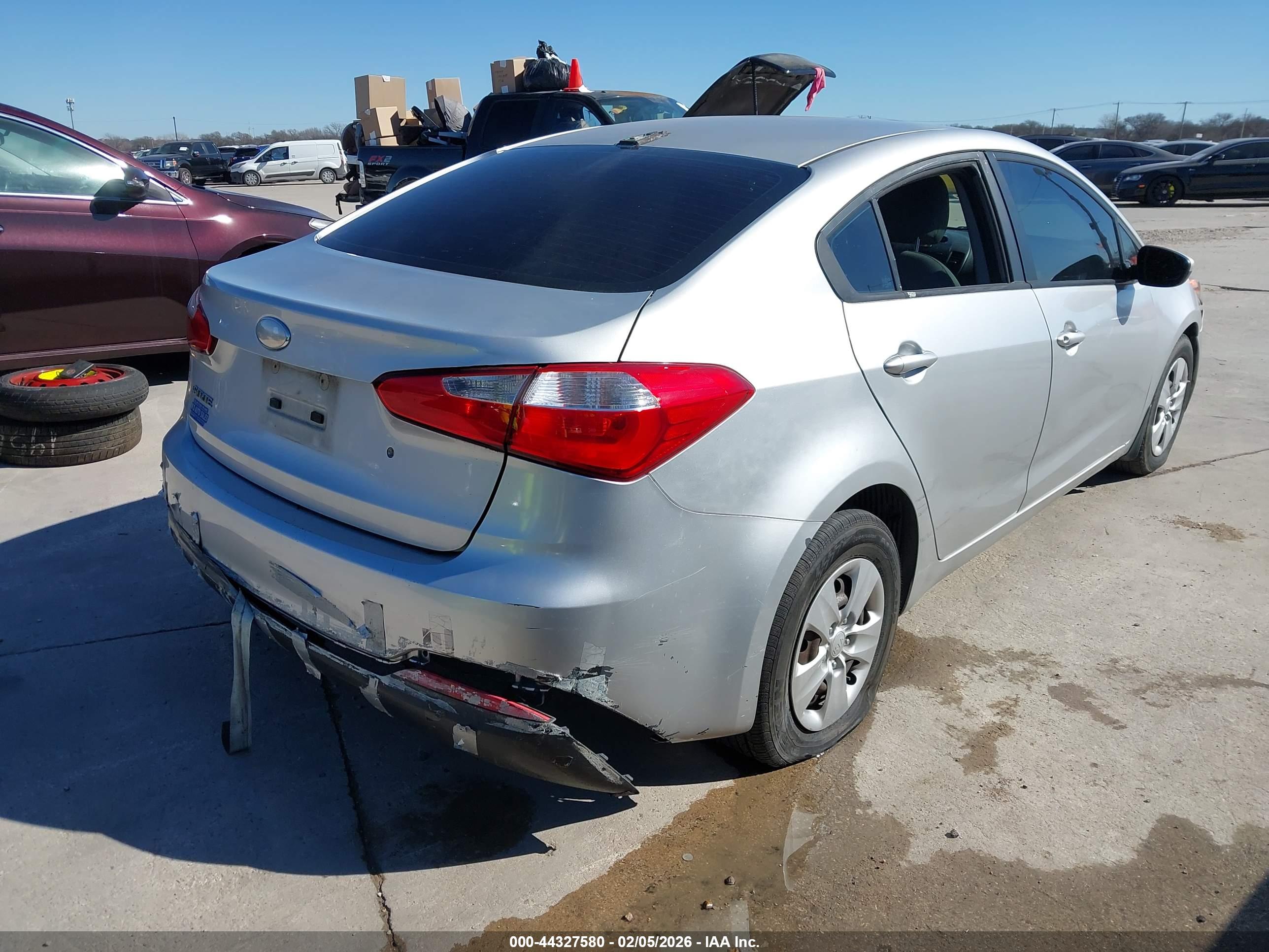 KIA FORTE image 4