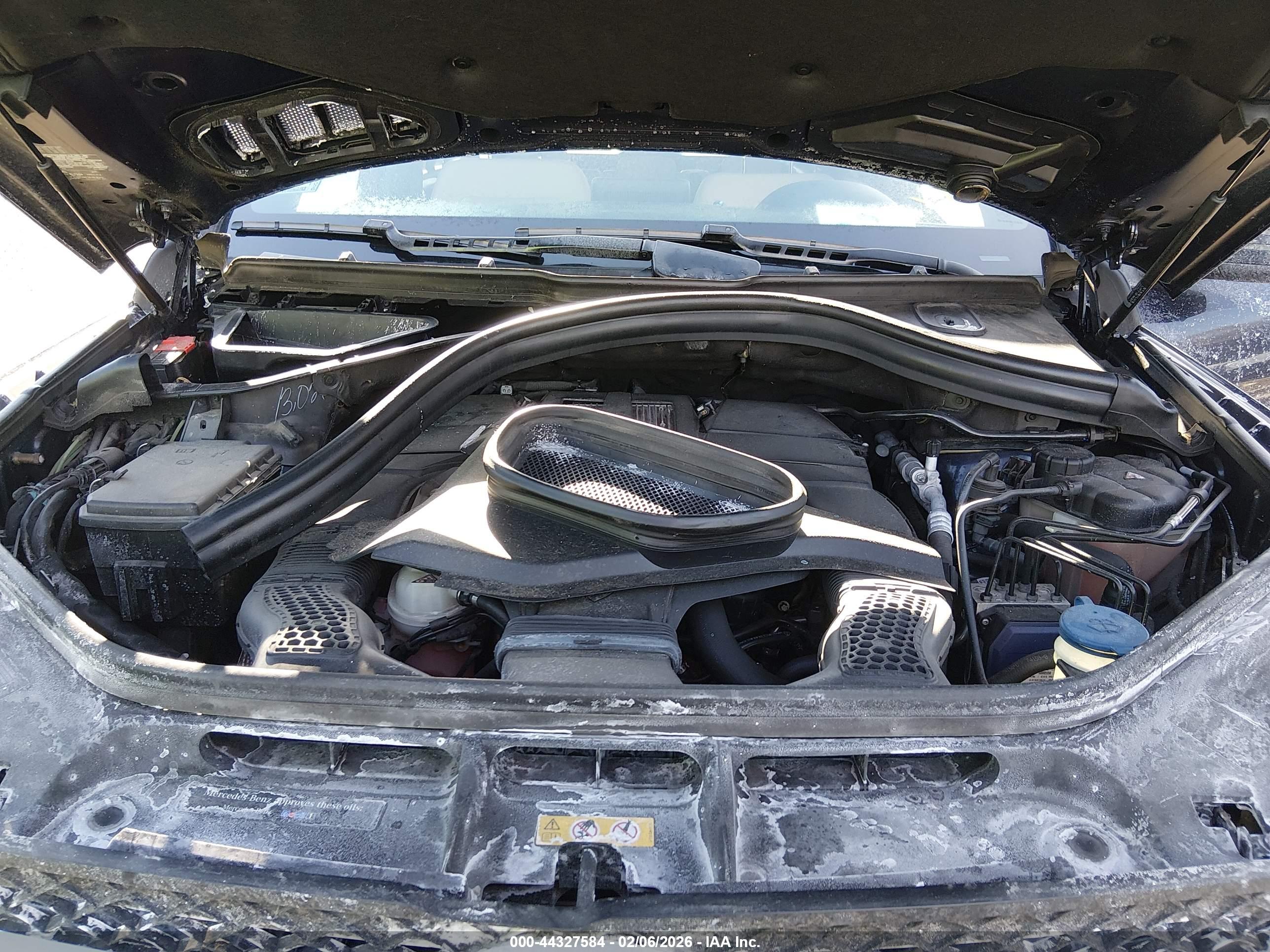 MERCEDES-BENZ GLS image 10