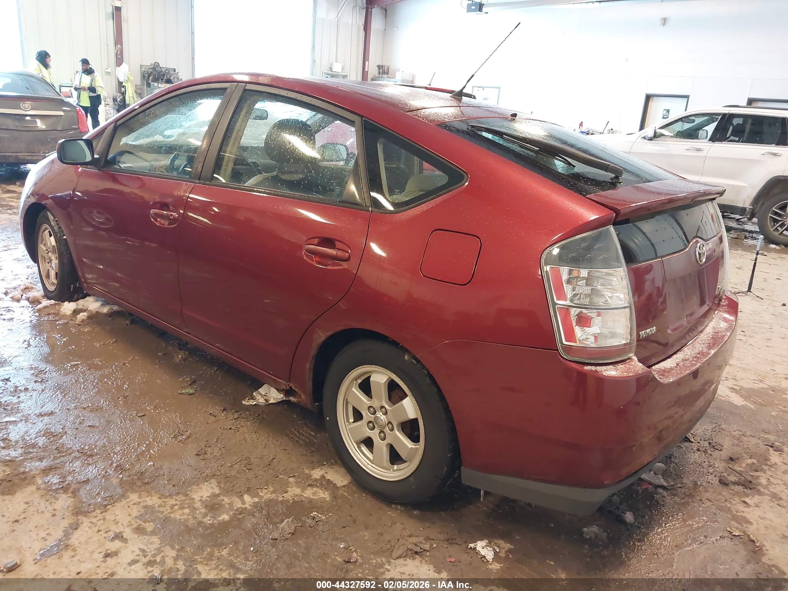 TOYOTA PRIUS image 3