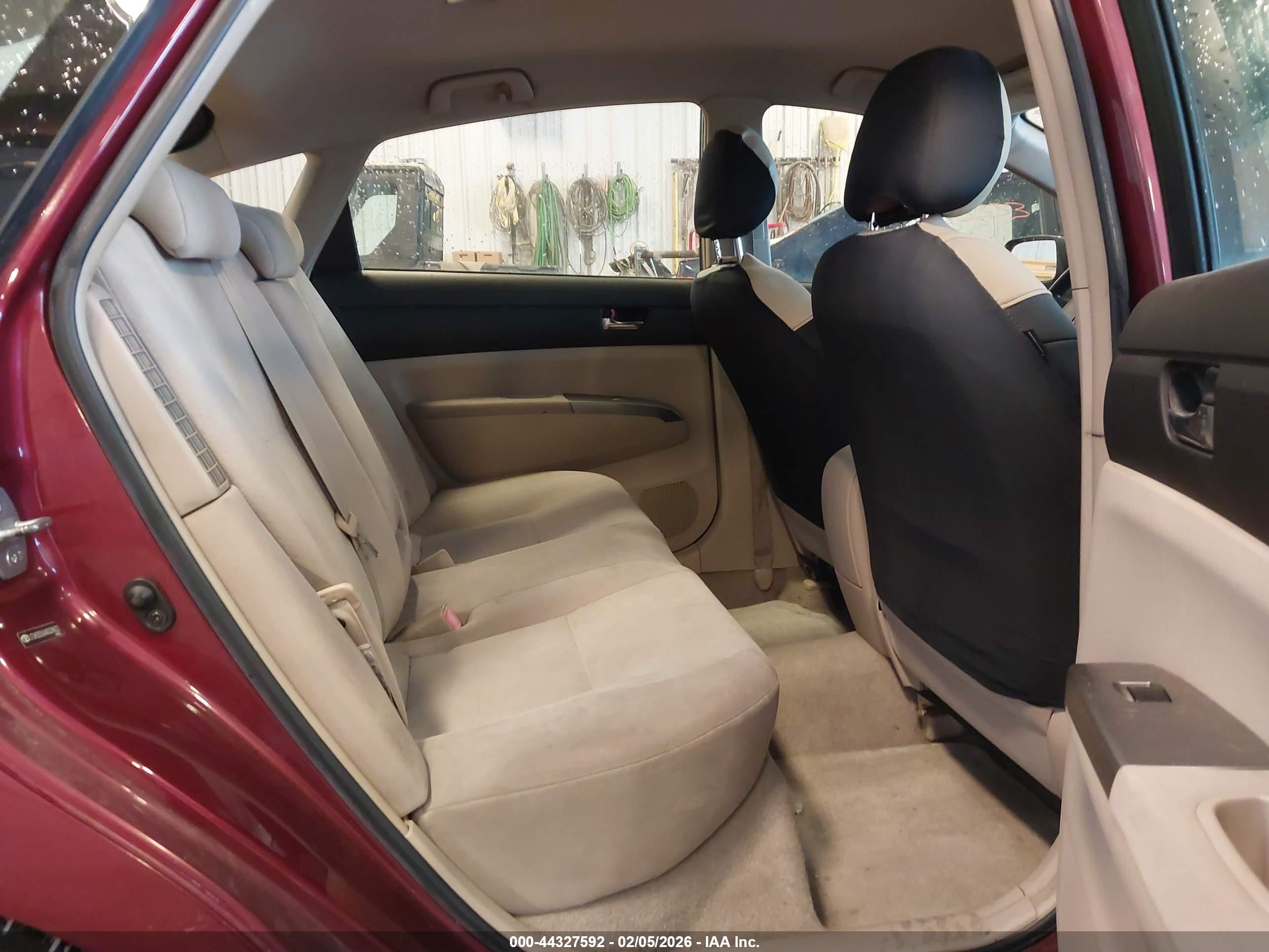 TOYOTA PRIUS image 8