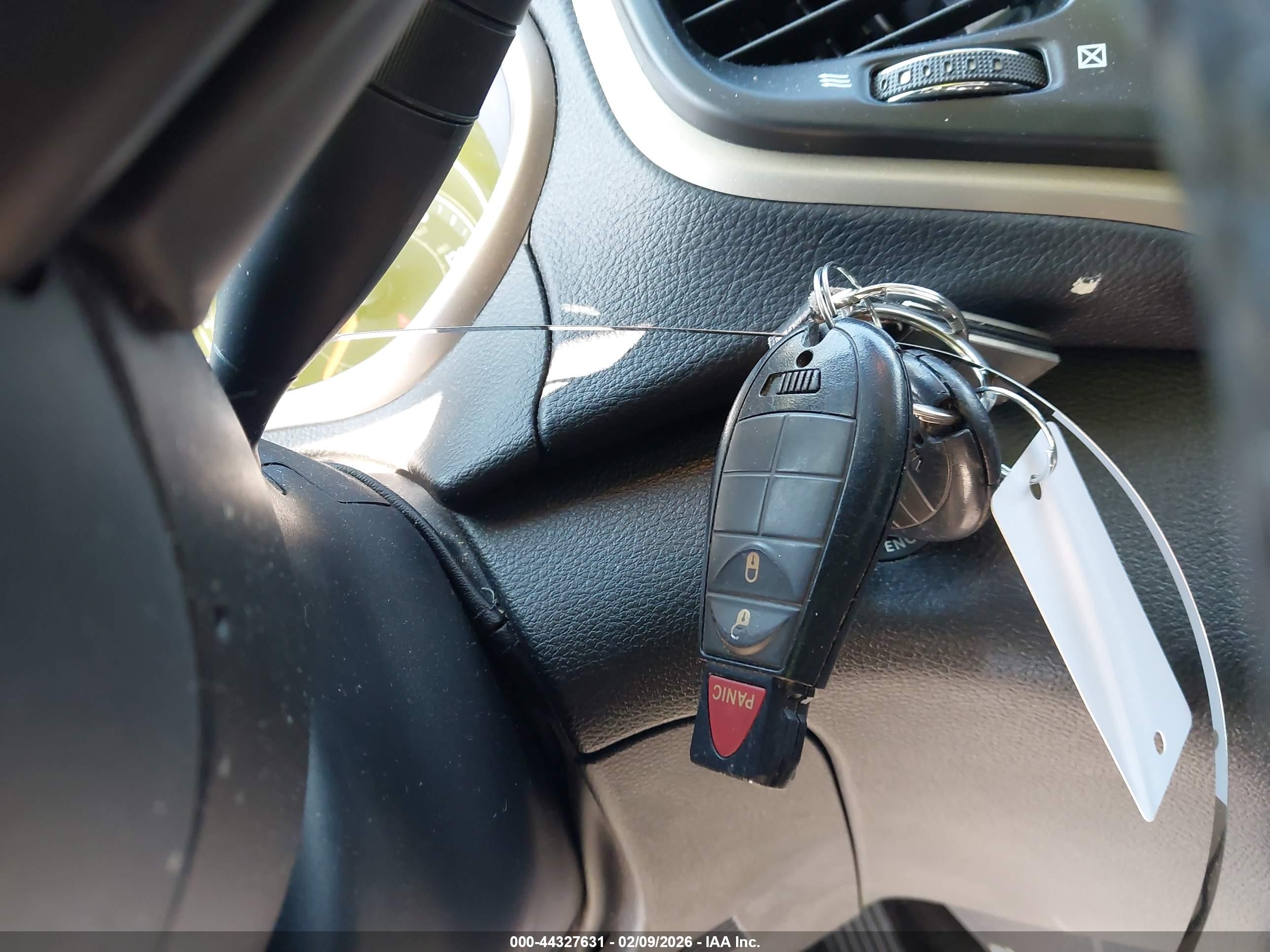 JEEP CHEROKEE image 11