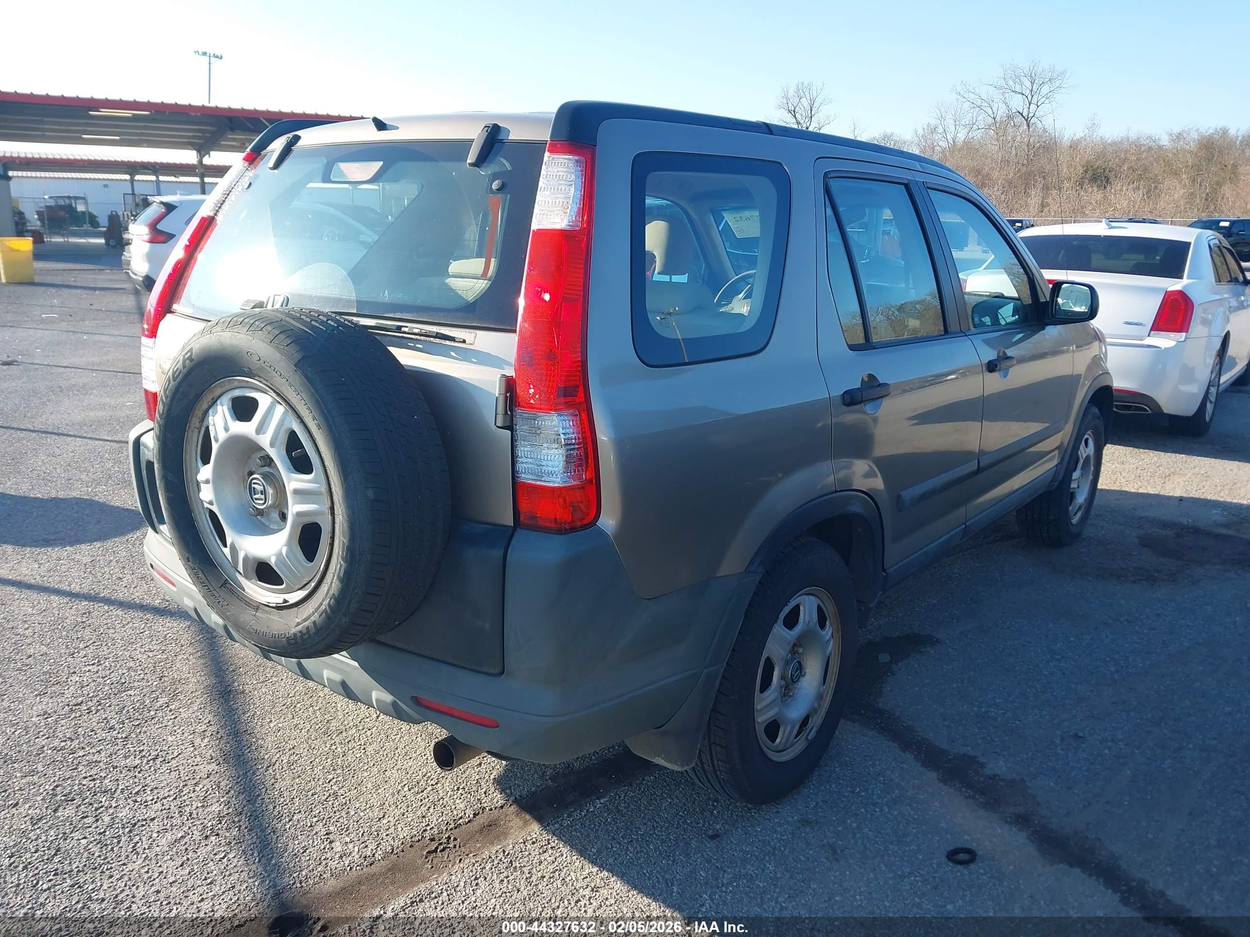 HONDA CR-V image 4