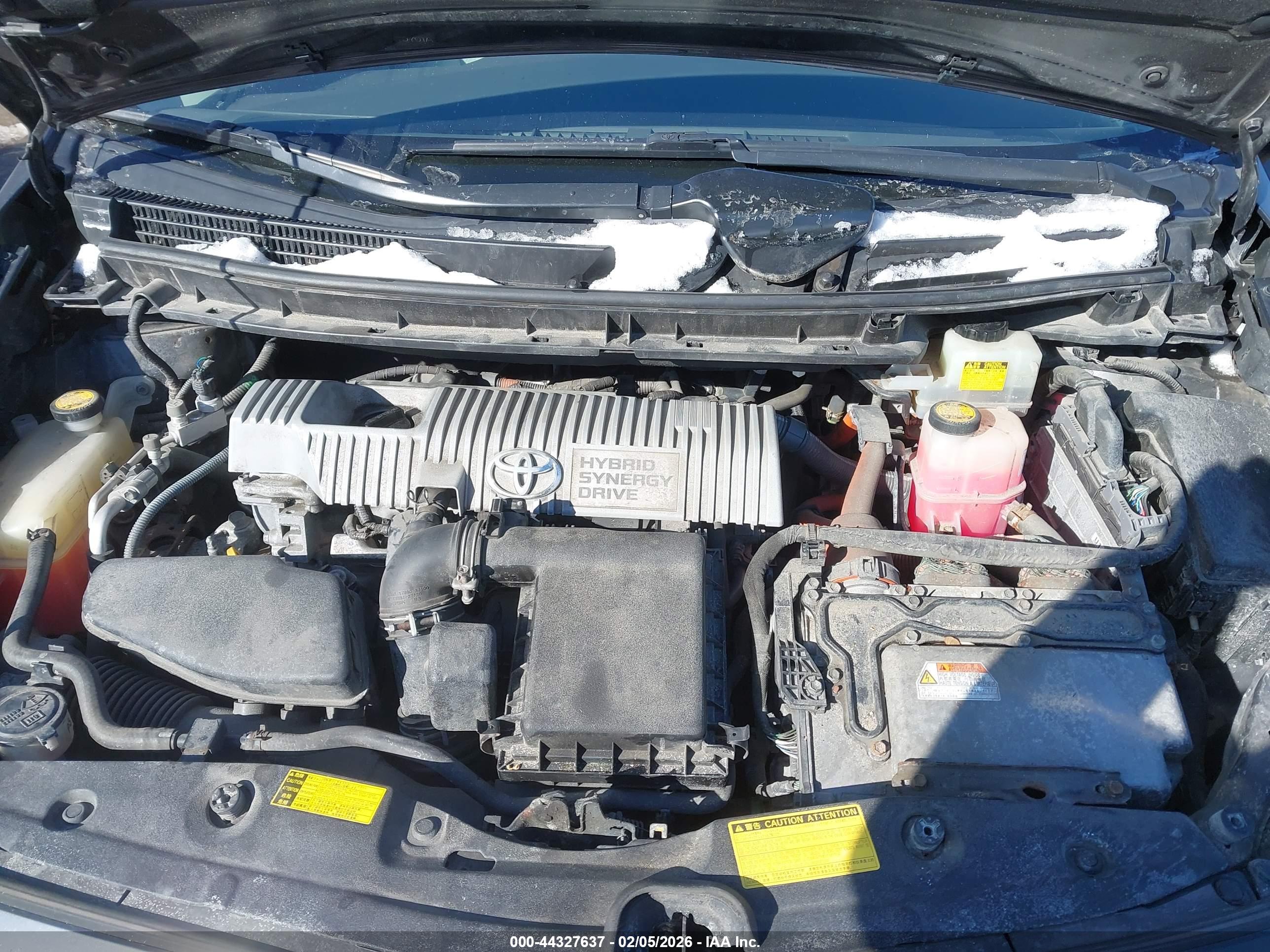 TOYOTA PRIUS image 10