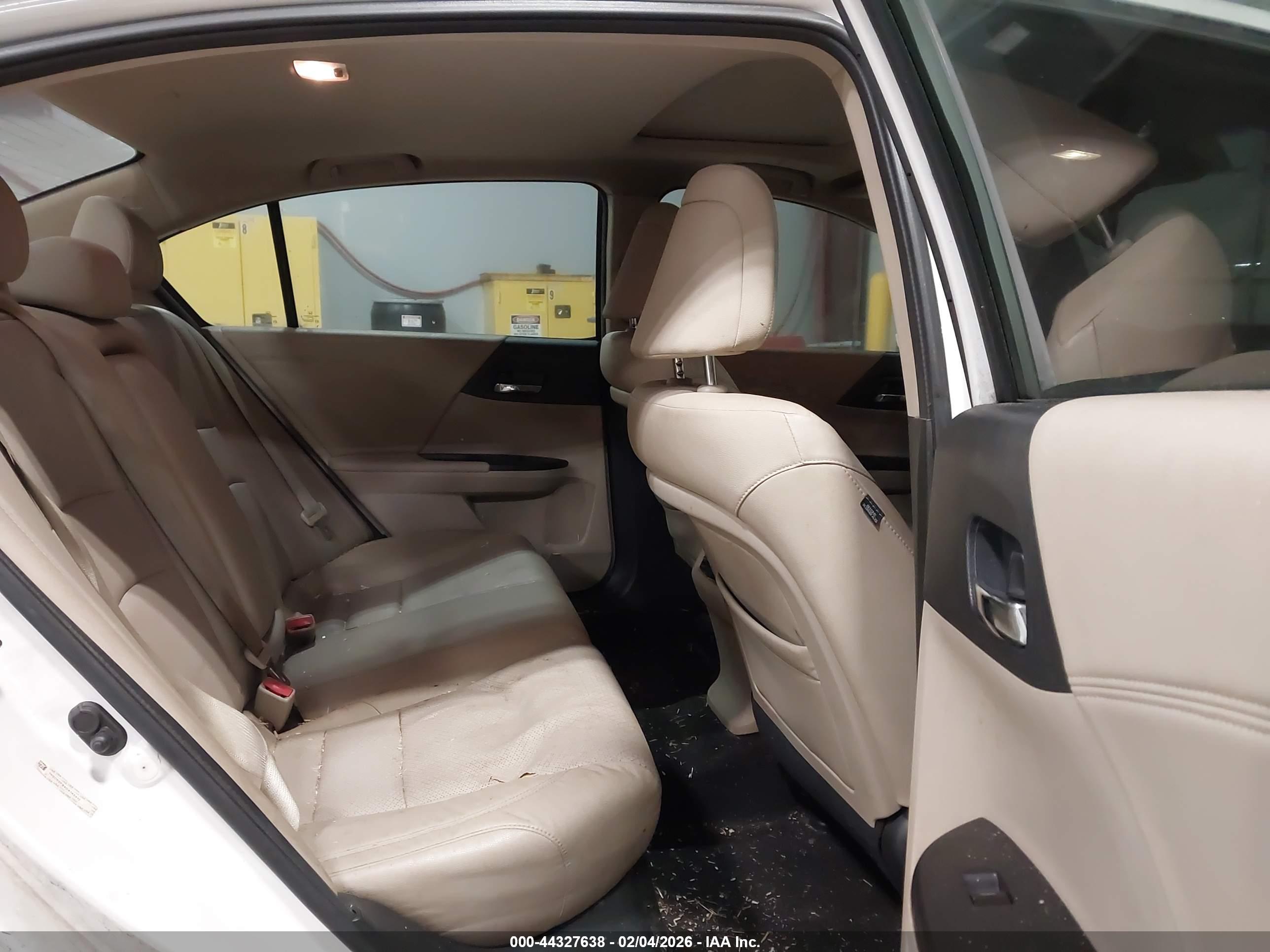 HONDA ACCORD image 8