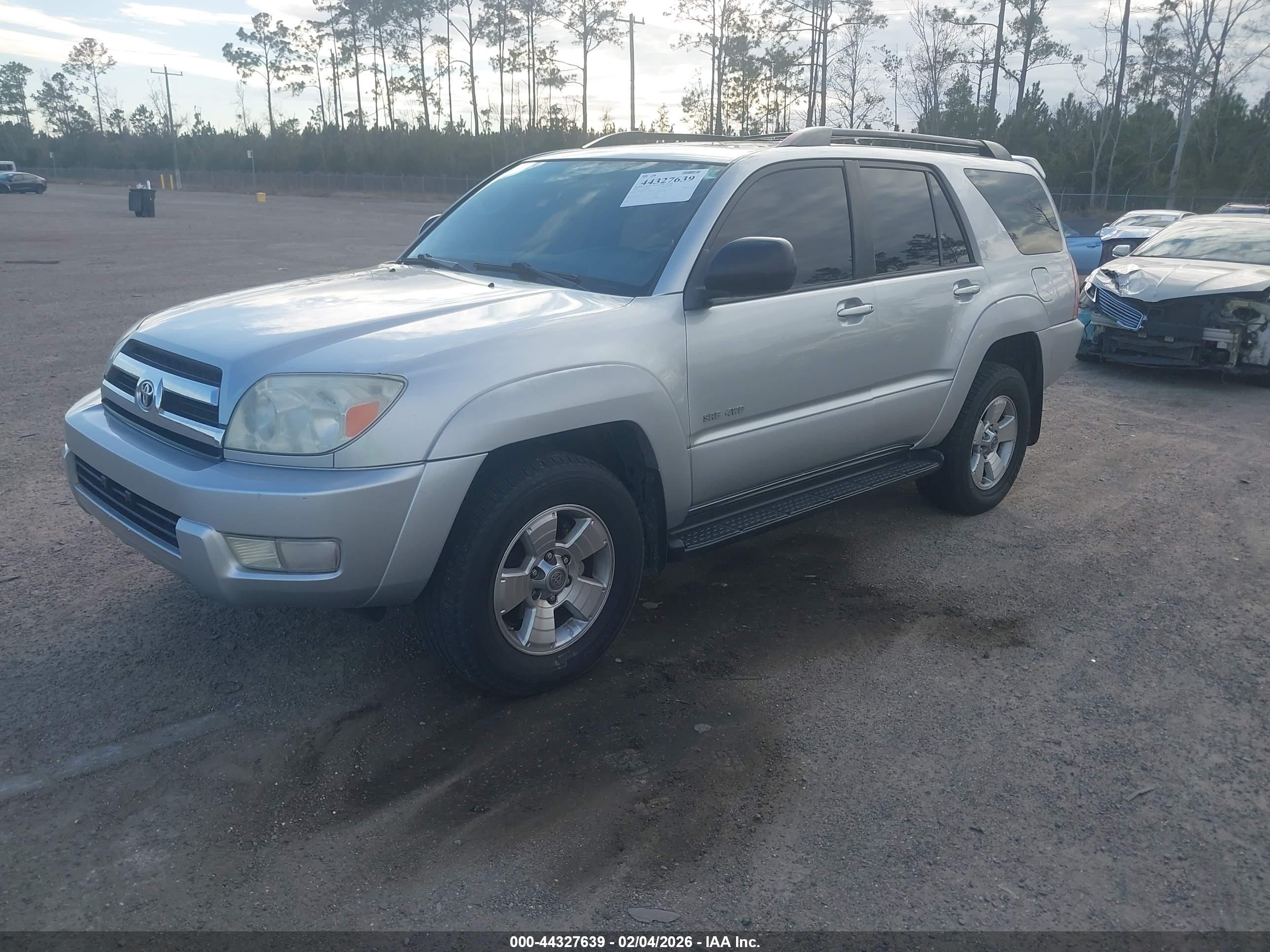TOYOTA 4RUNNER image 2