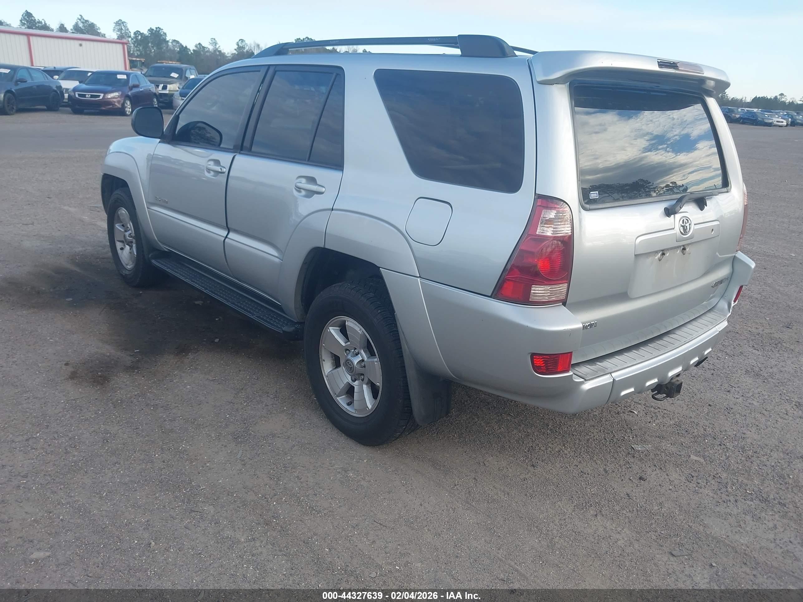TOYOTA 4RUNNER image 3
