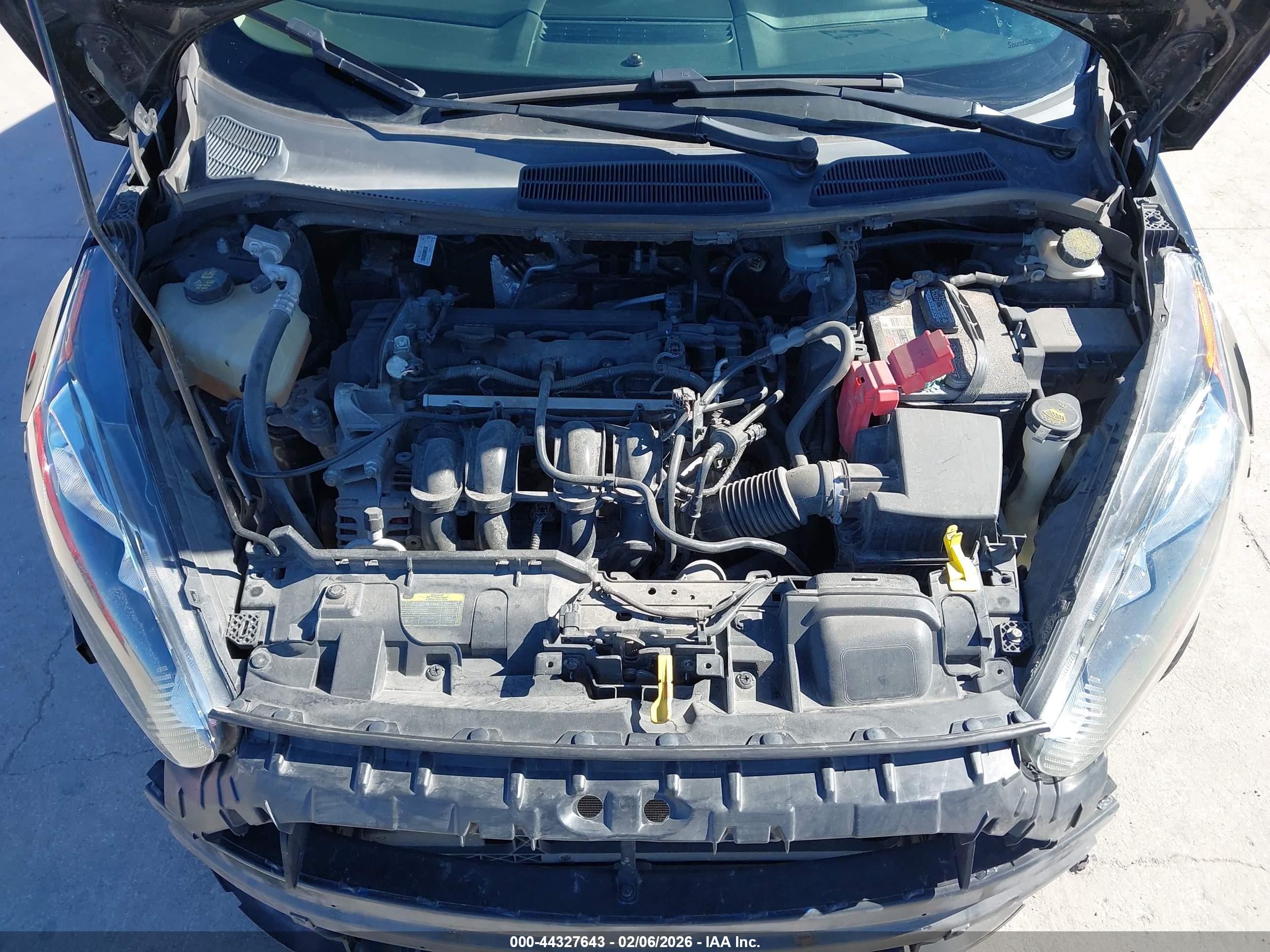FORD FIESTA image 10