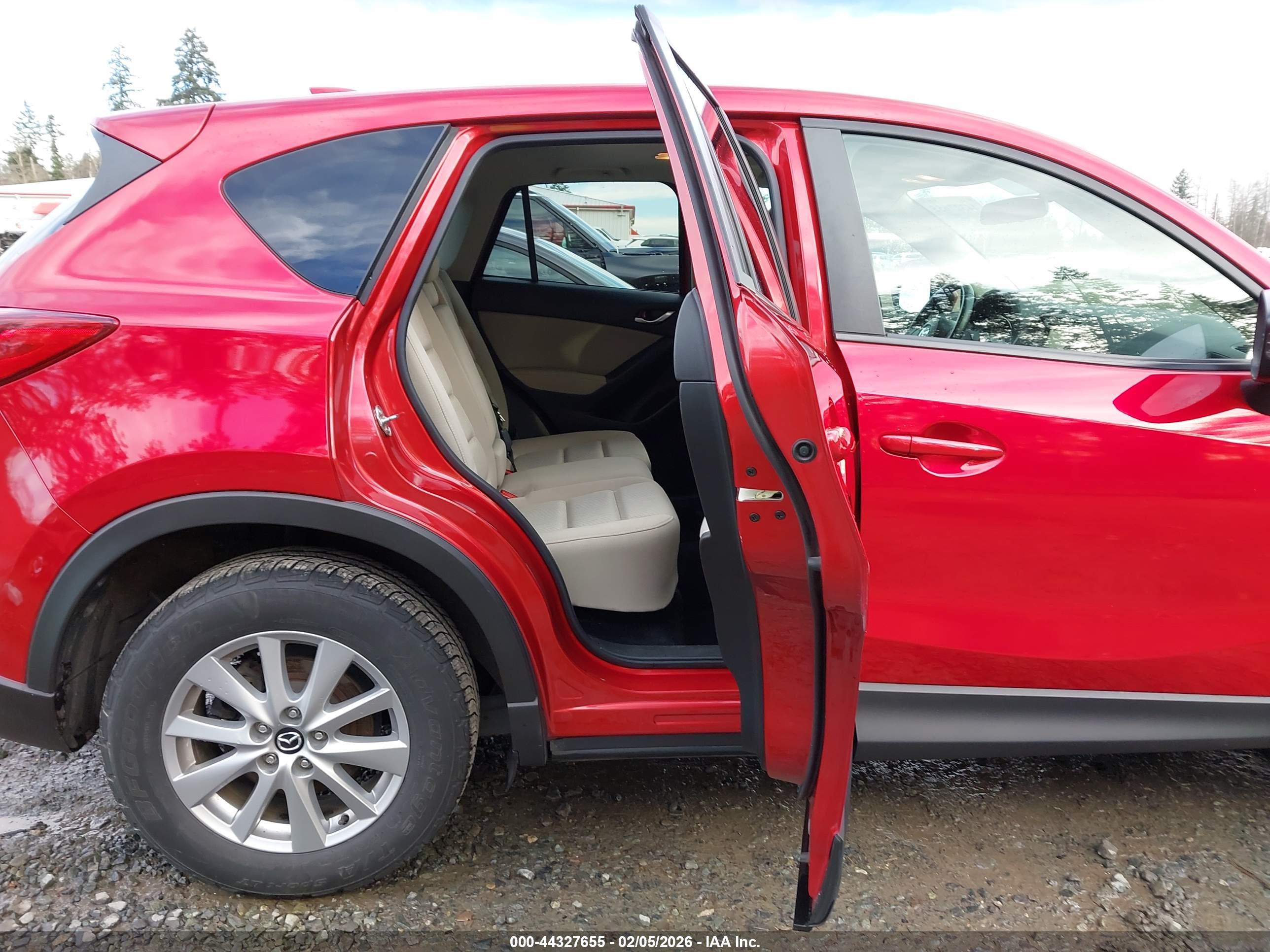 MAZDA CX-5 image 8