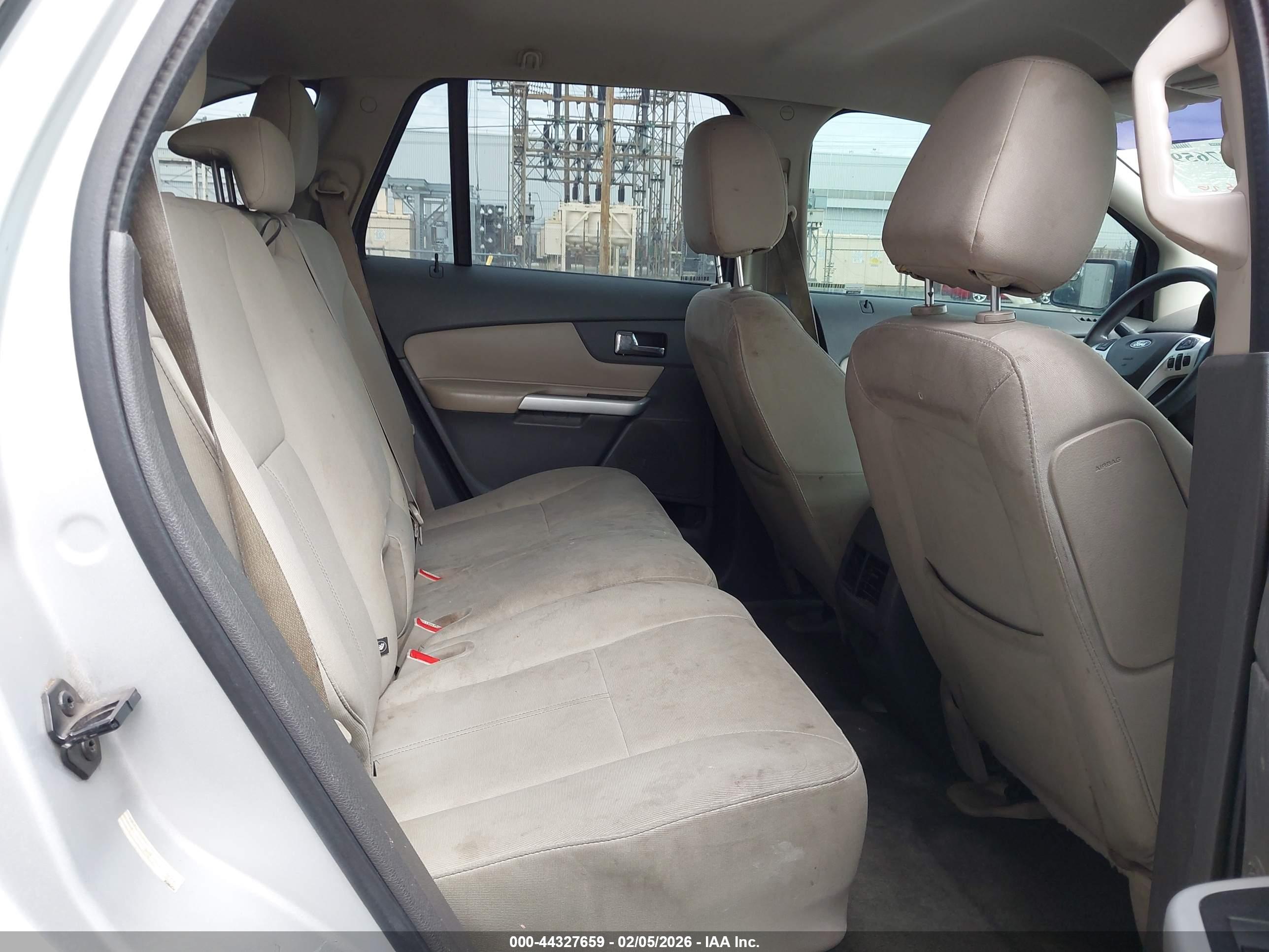 FORD EDGE image 8