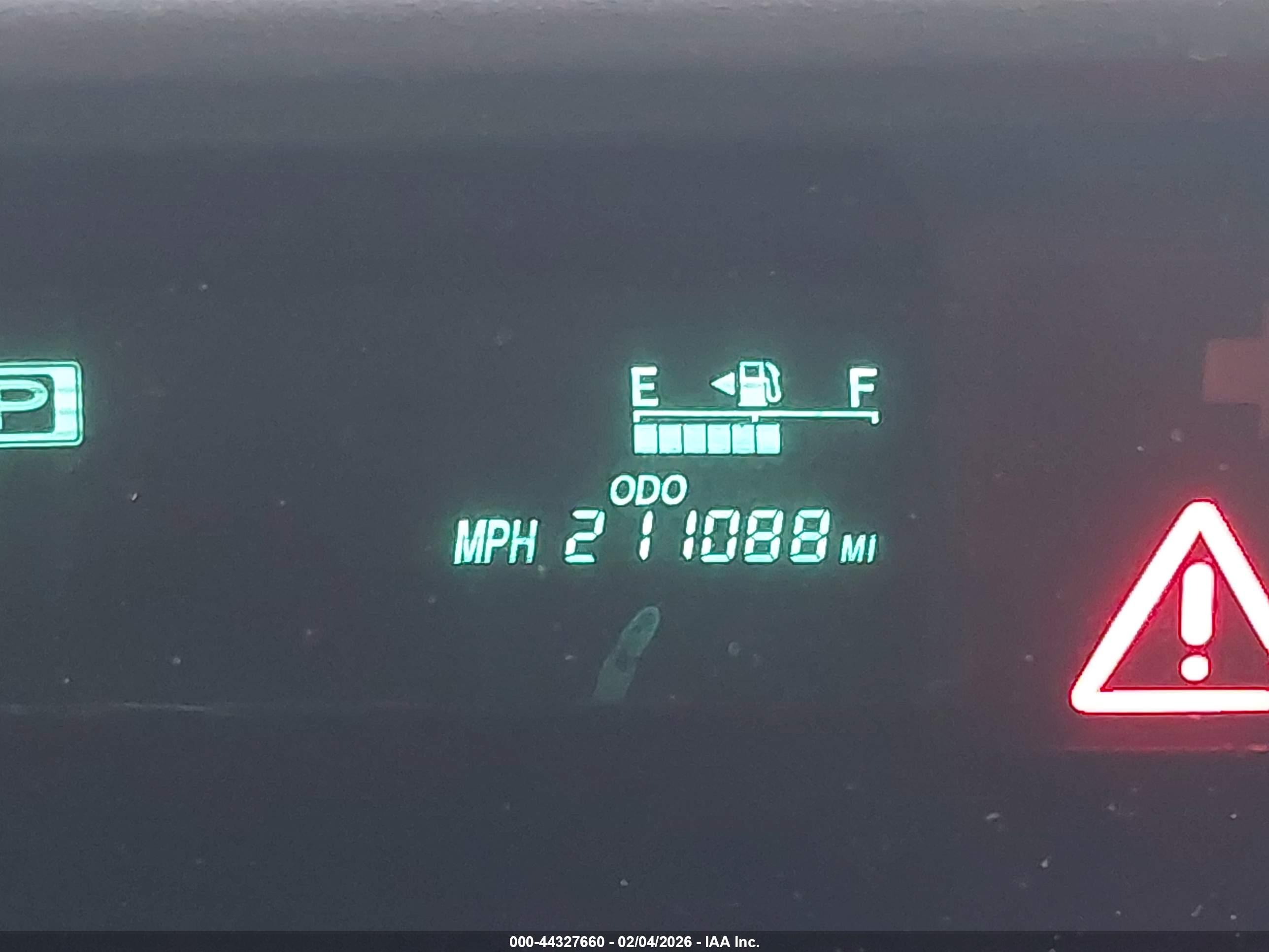 TOYOTA PRIUS image 7
