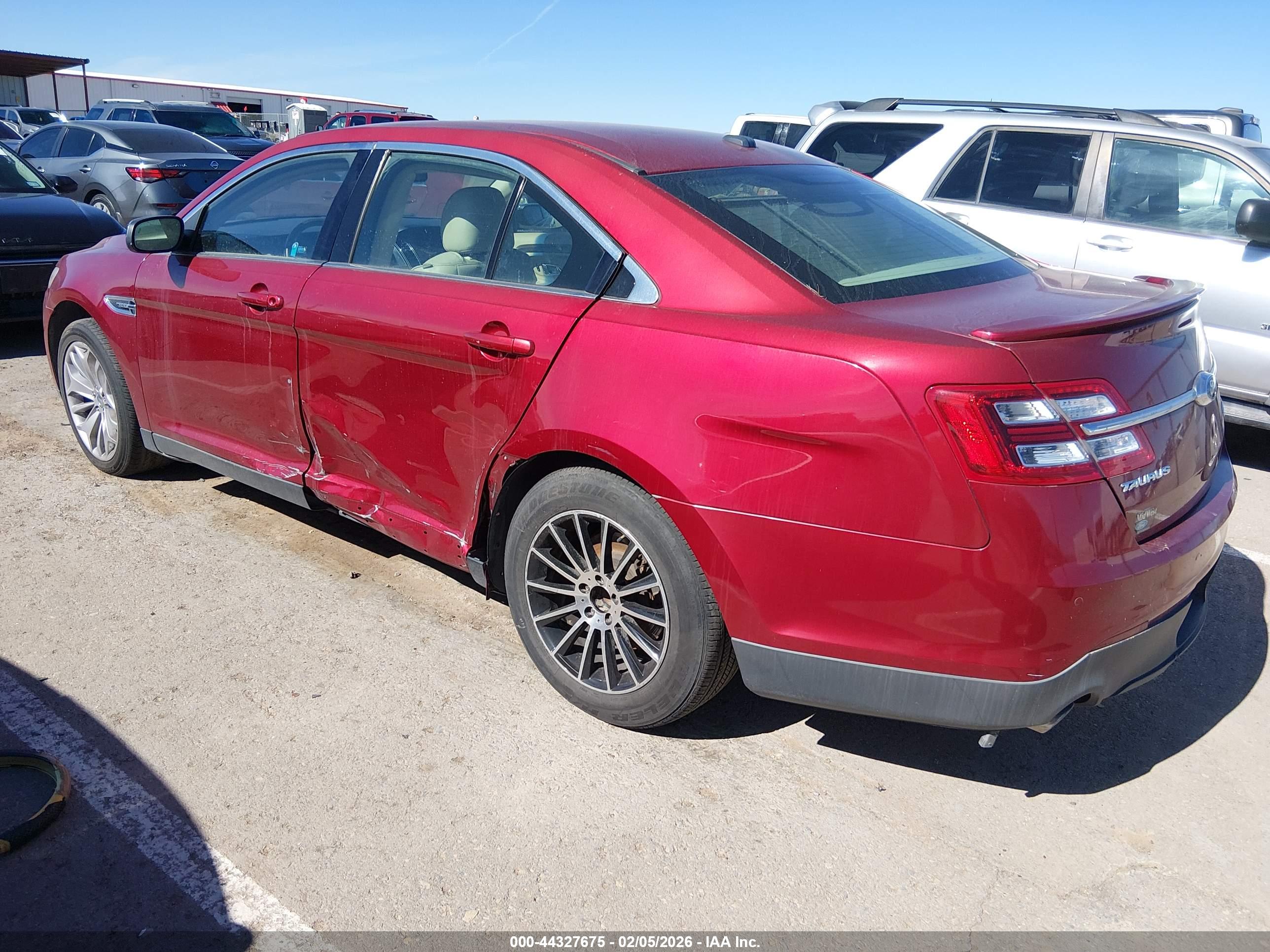FORD TAURUS image 3