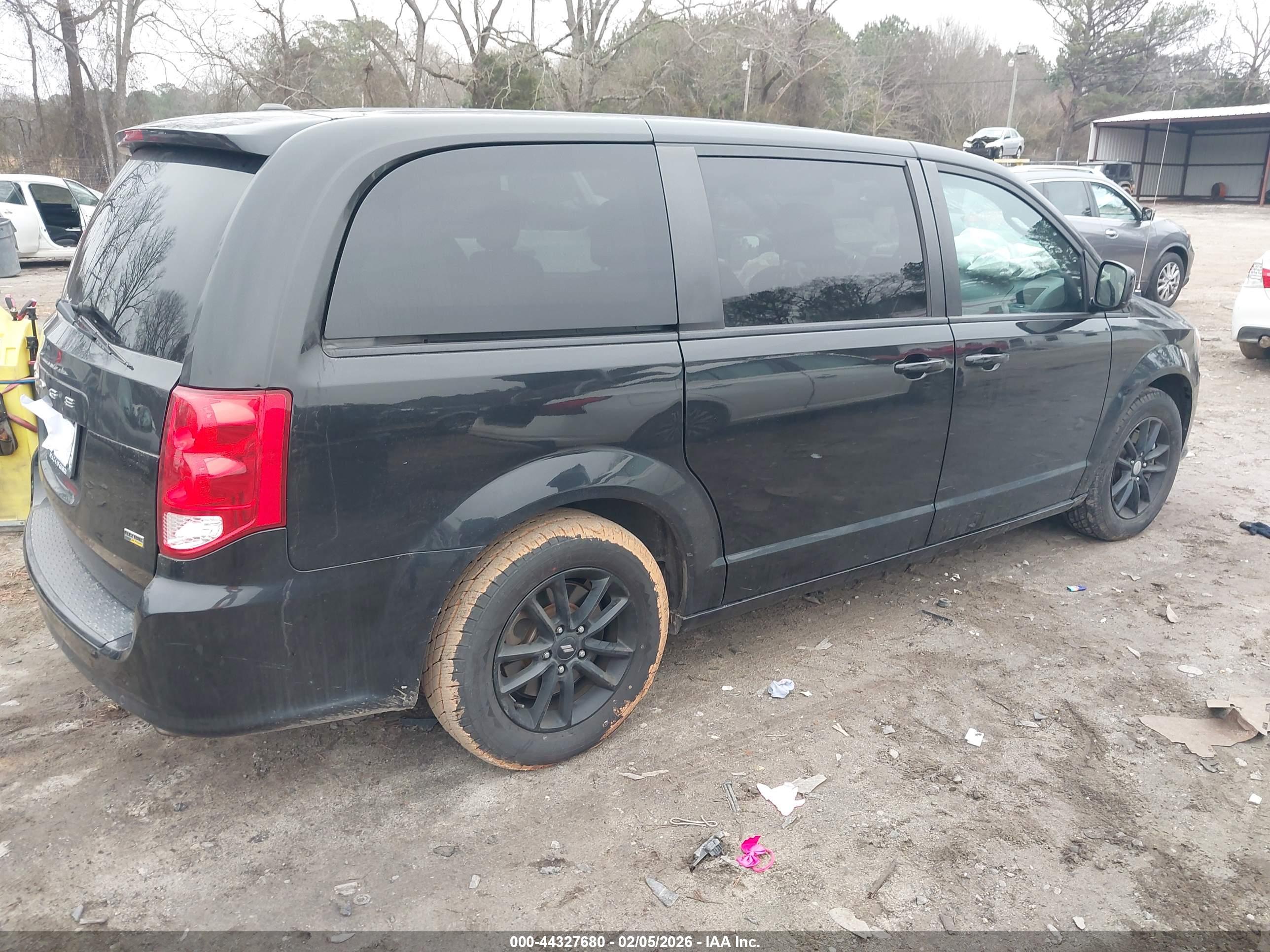 DODGE GRAND image 4
