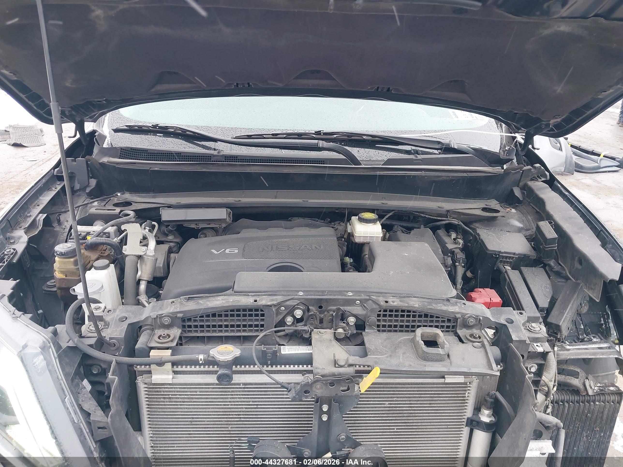 NISSAN PATHFINDER image 10