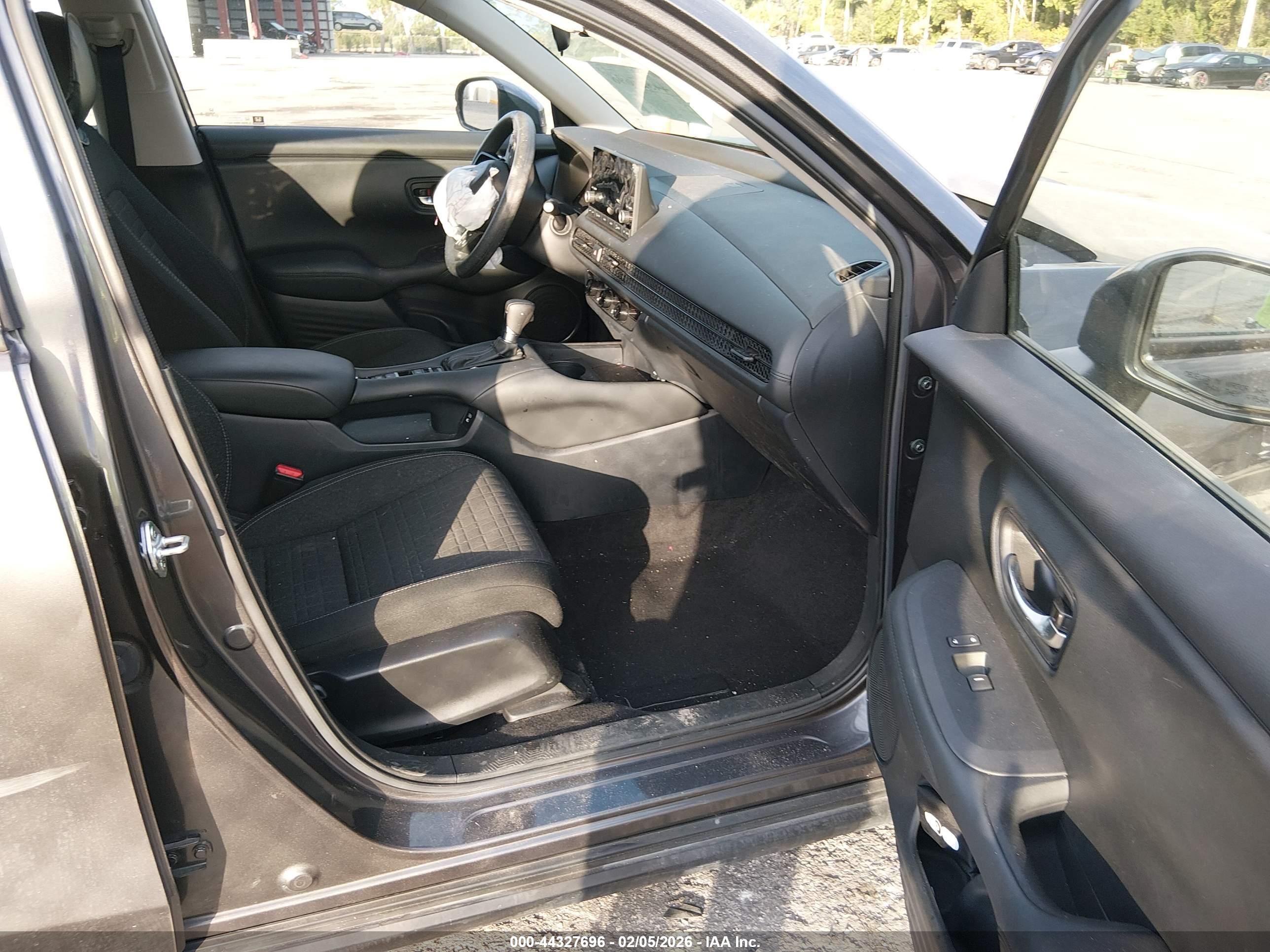 HONDA HR-V image 5