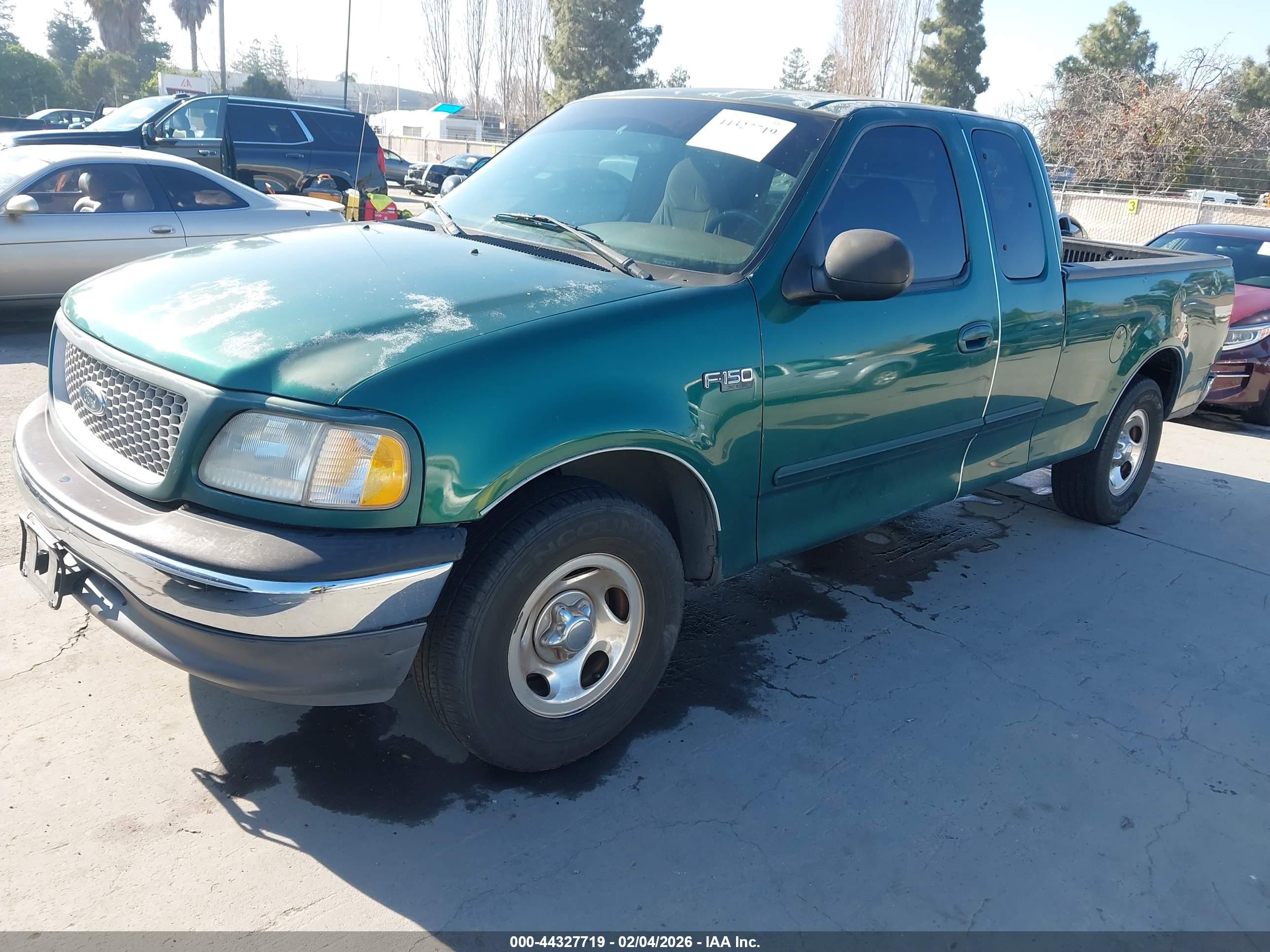 FORD F-150 image 2