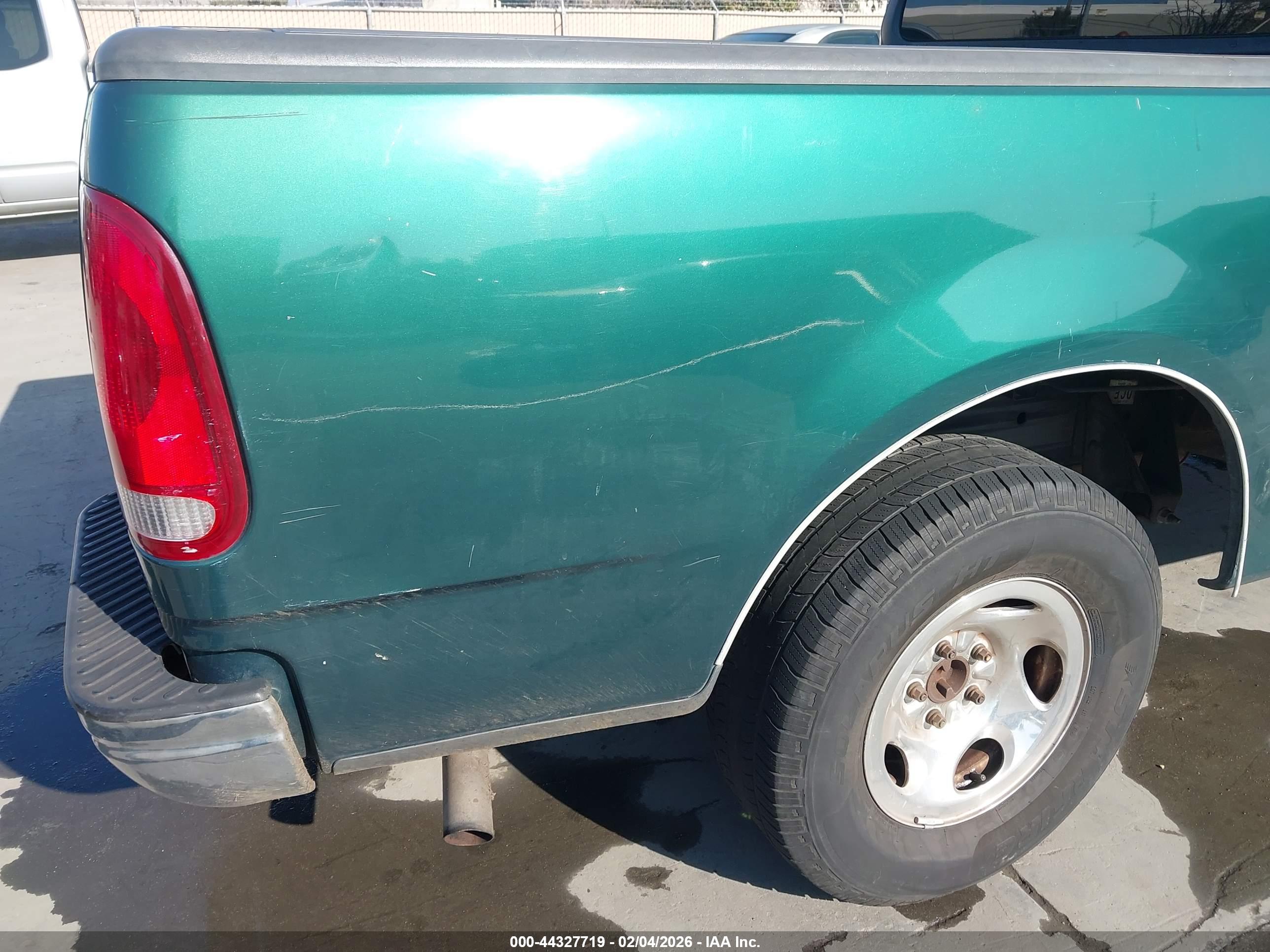 FORD F-150 image 6