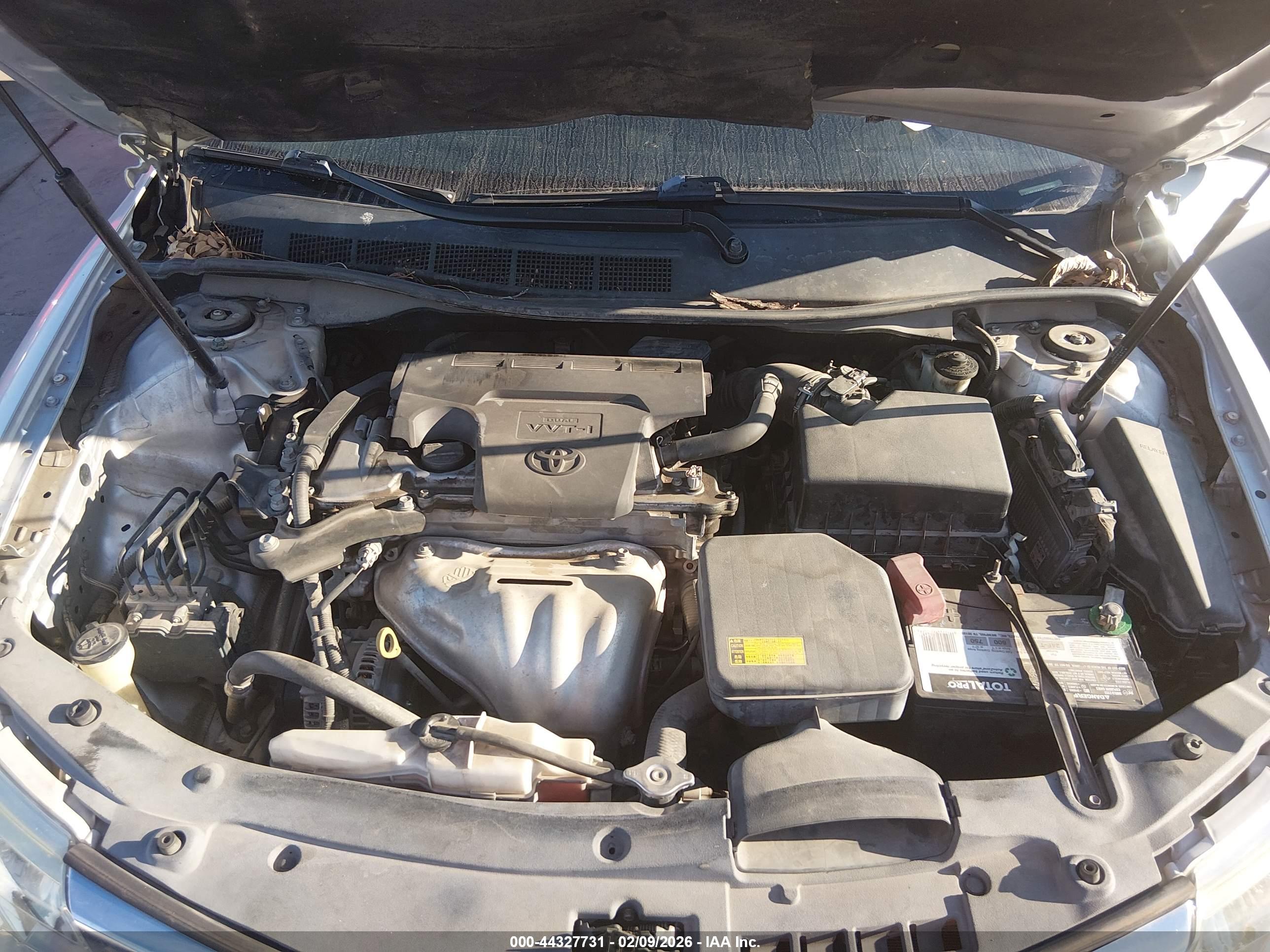 TOYOTA CAMRY image 10