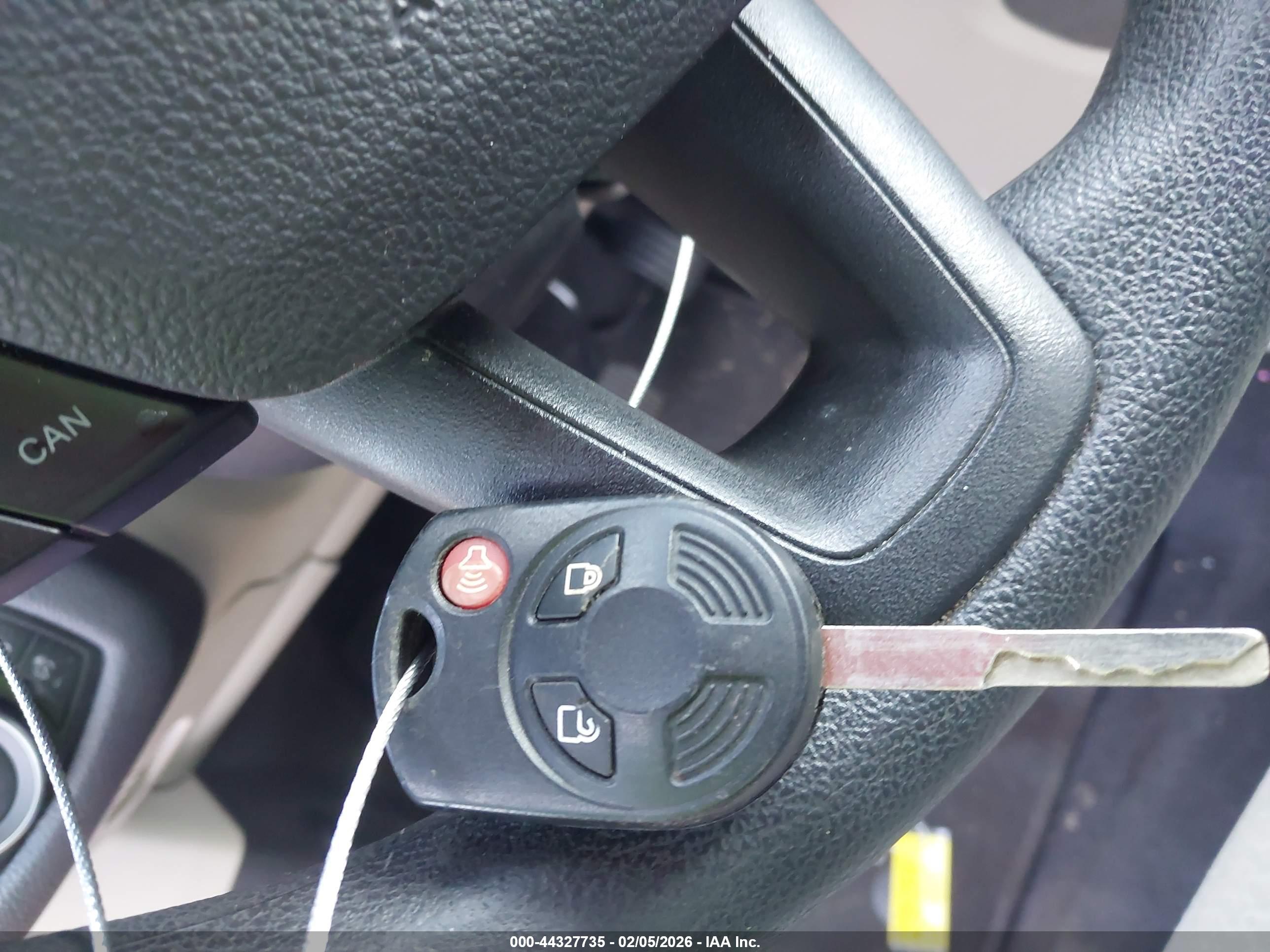FORD ESCAPE image 11