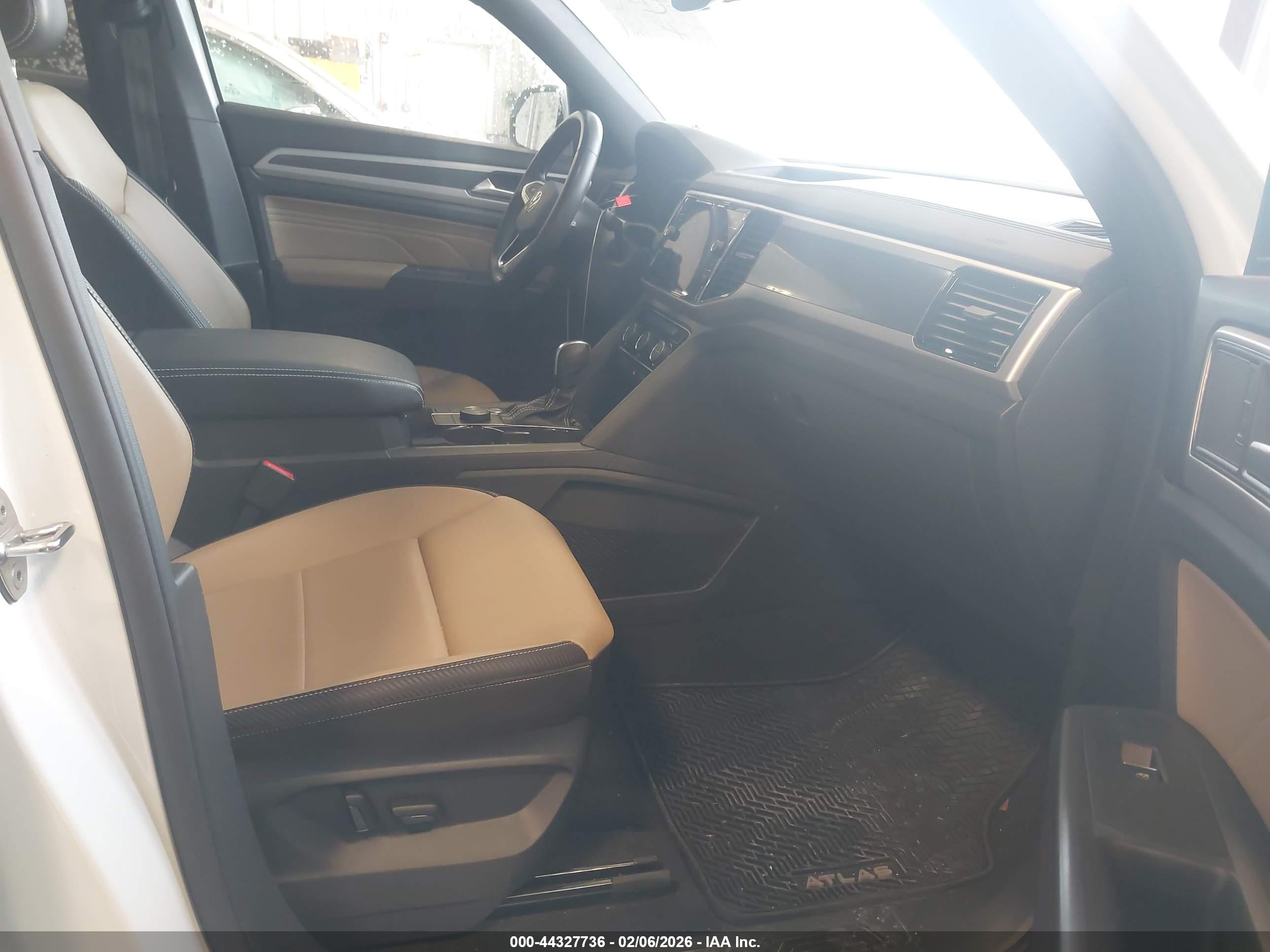 VOLKSWAGEN ATLAS image 5