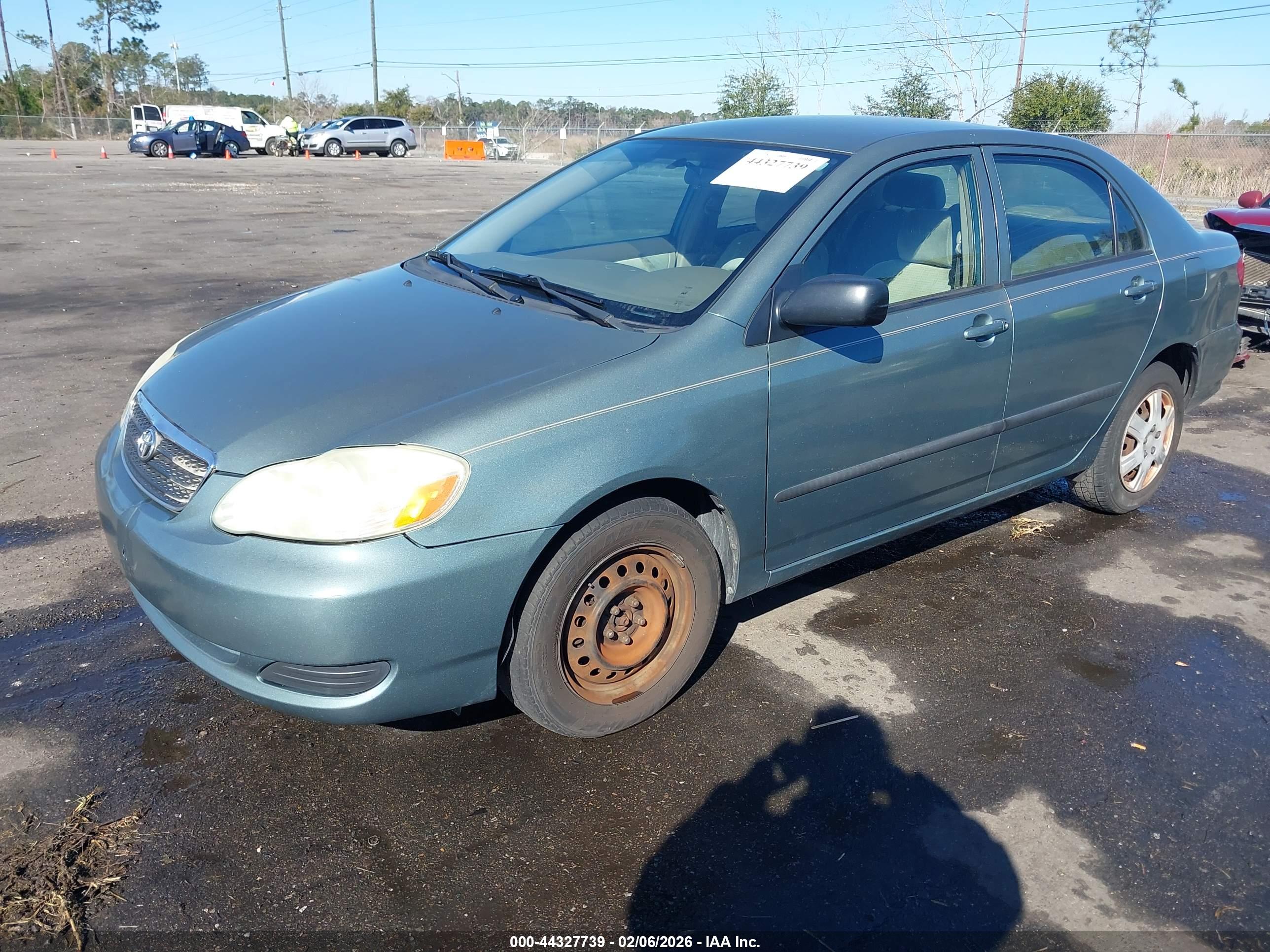TOYOTA COROLLA image 2