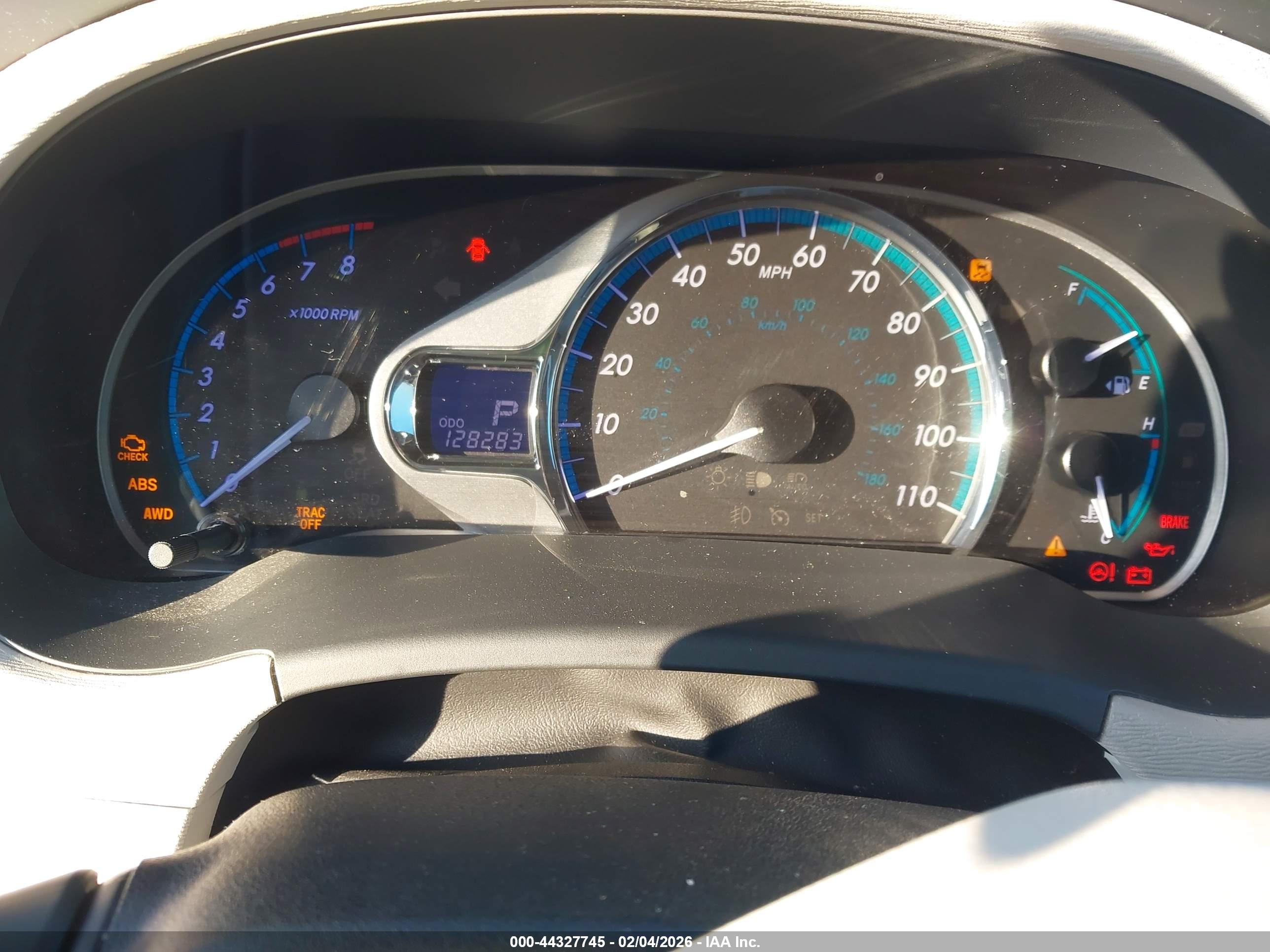 TOYOTA SIENNA image 7