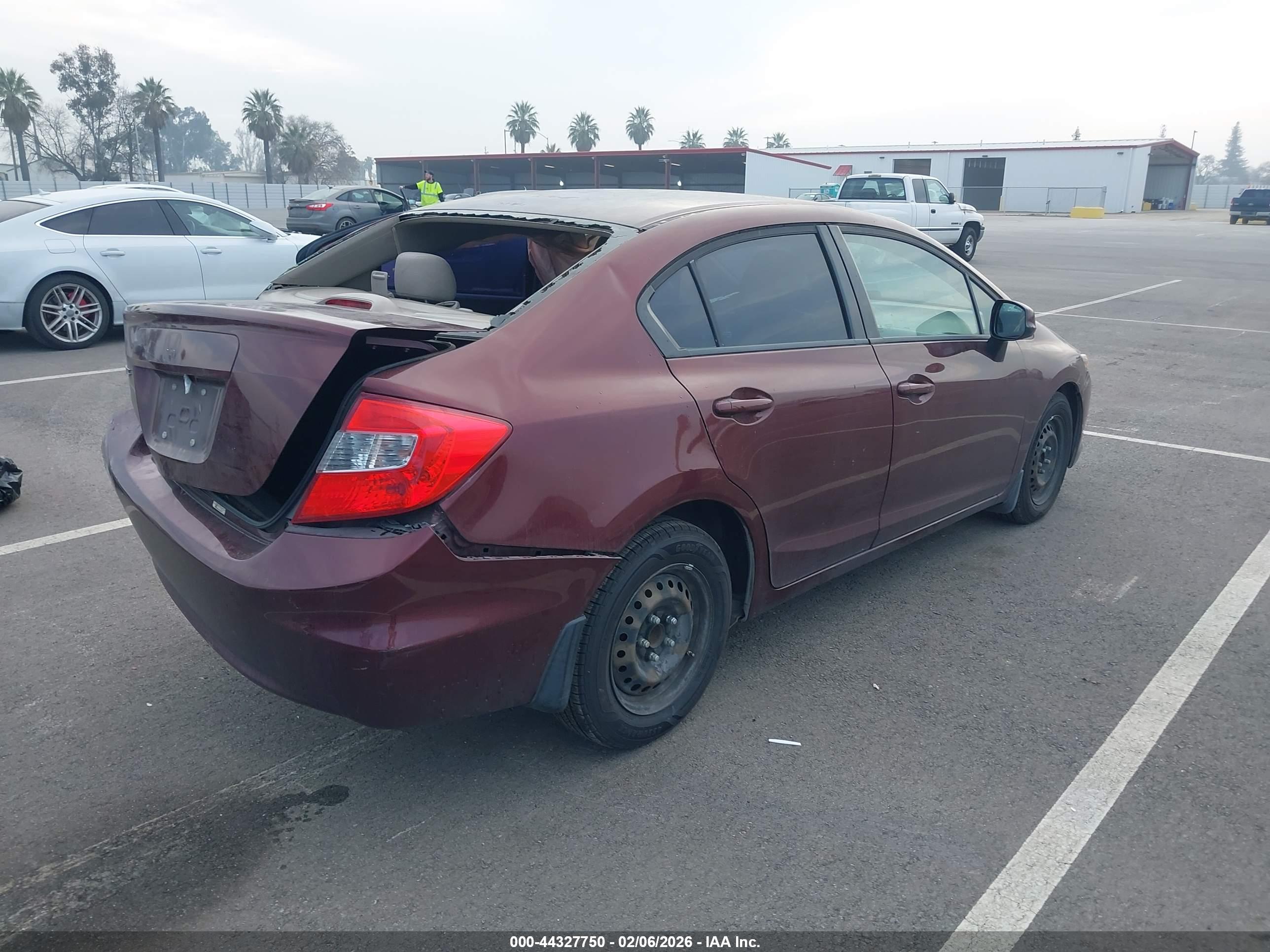 HONDA CIVIC image 4