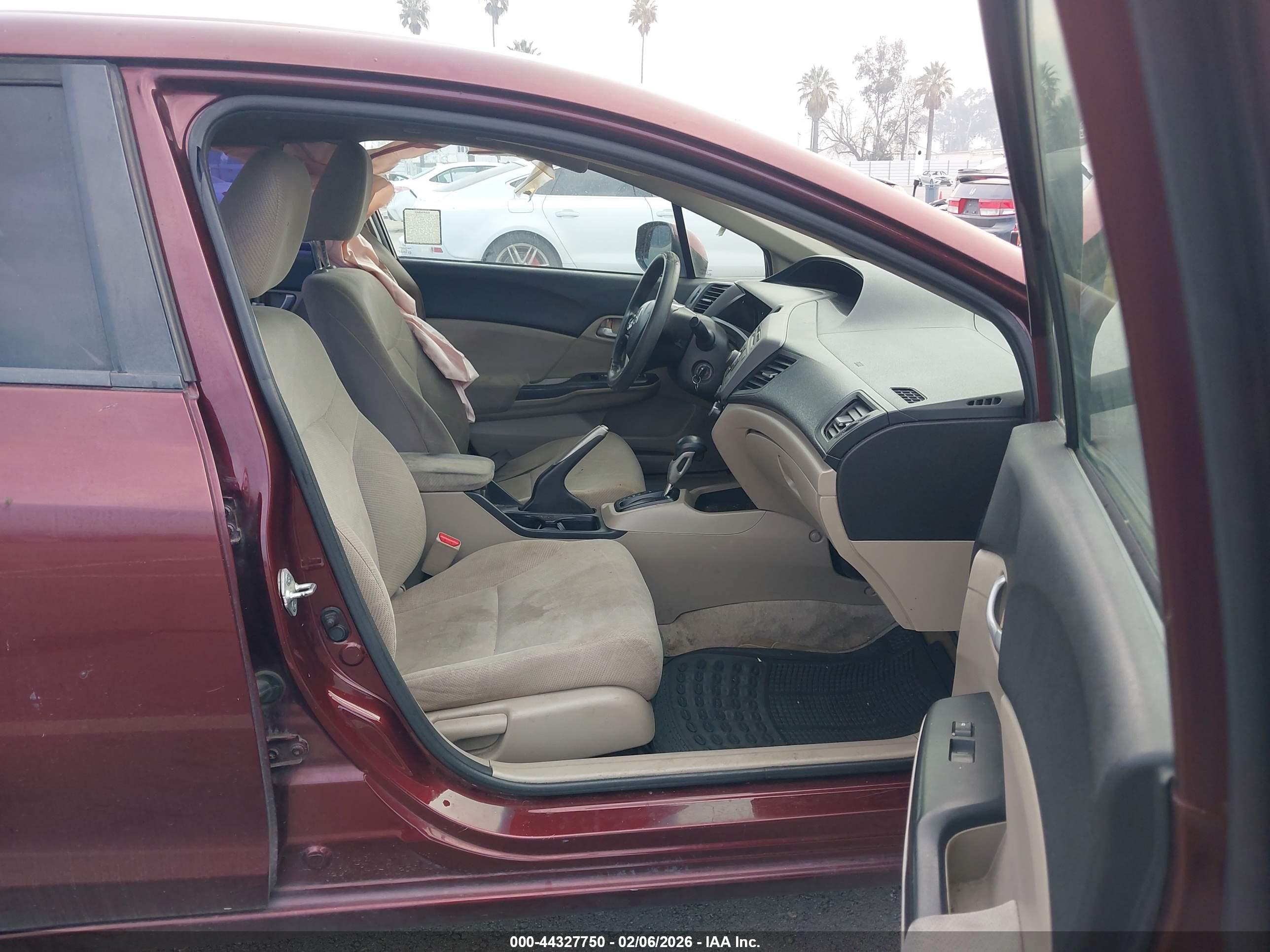 HONDA CIVIC image 5