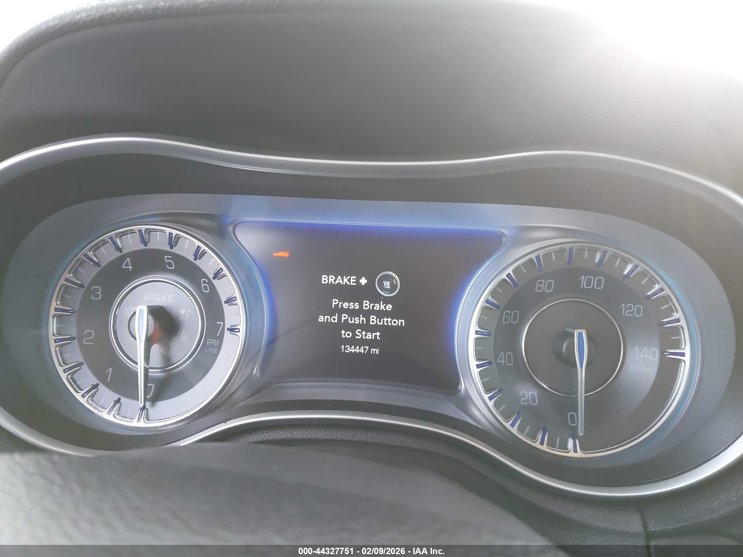 CHRYSLER 300C image 7