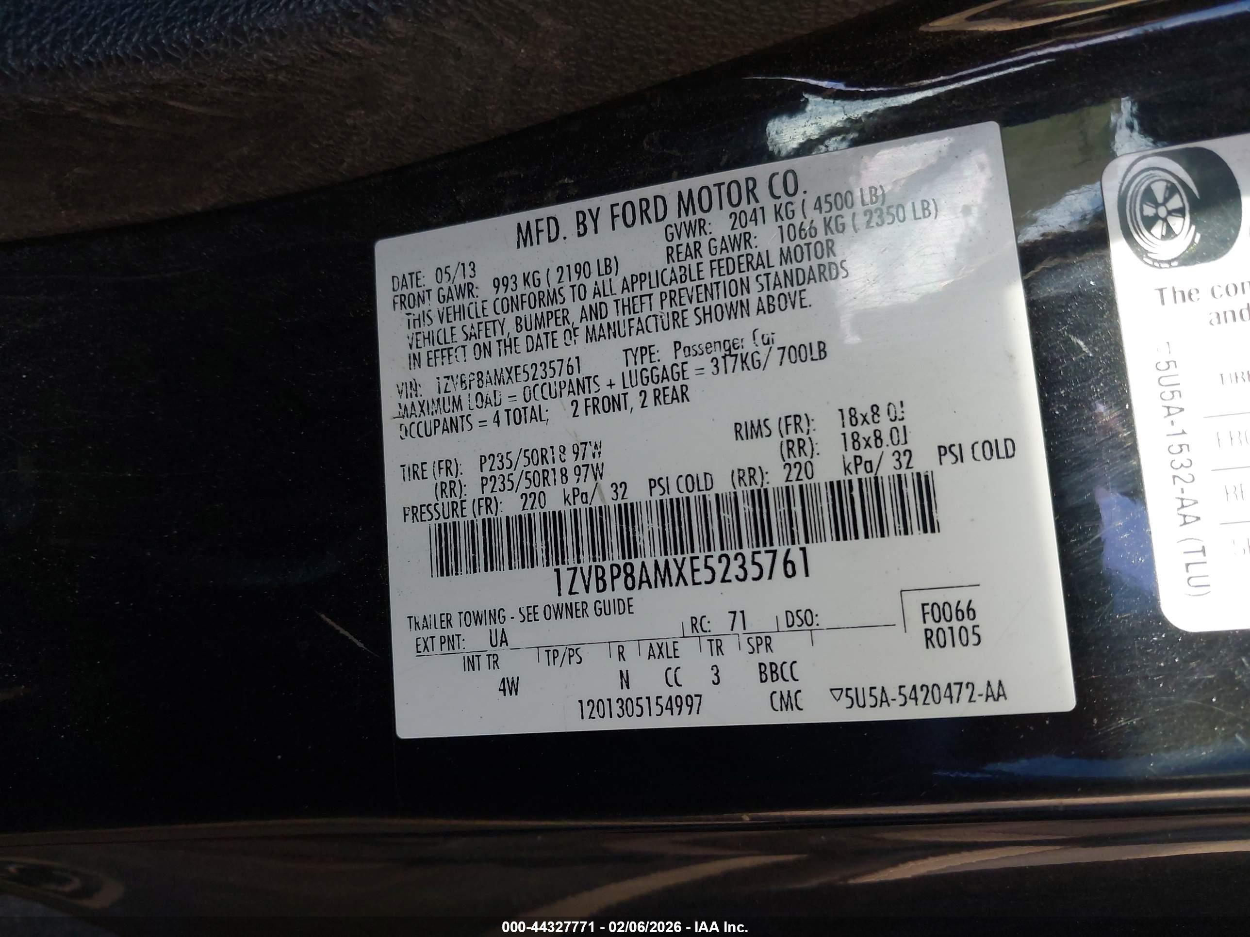 FORD MUSTANG image 9