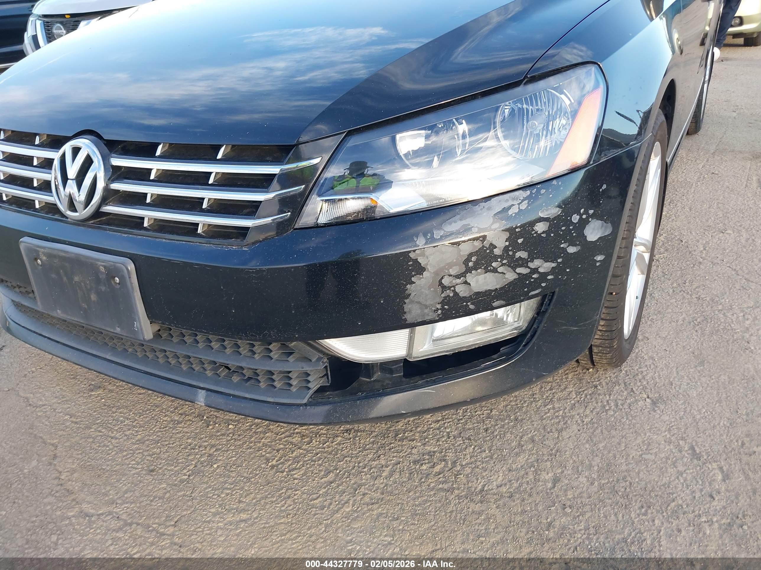 VOLKSWAGEN PASSAT image 6