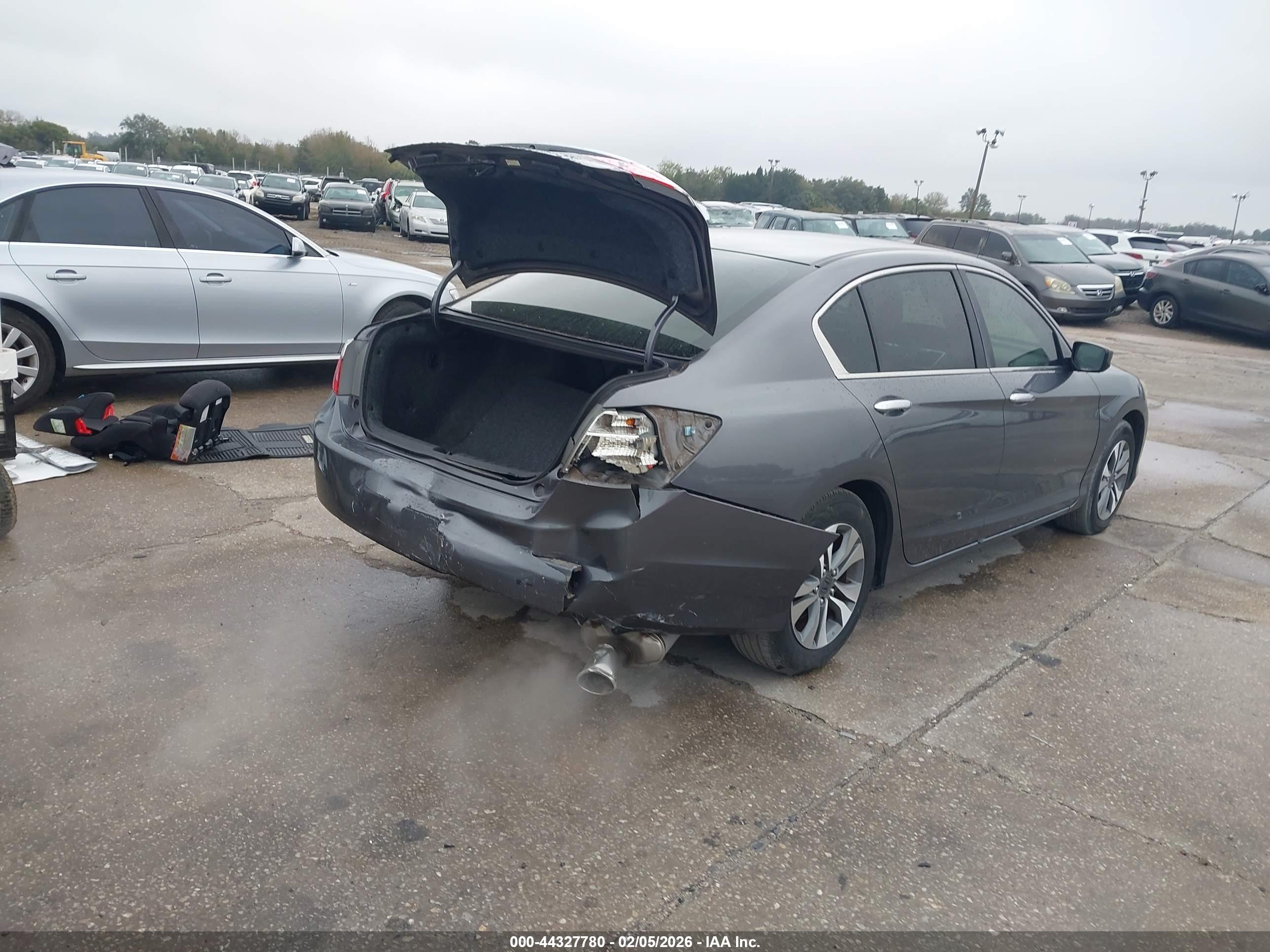 HONDA ACCORD image 4