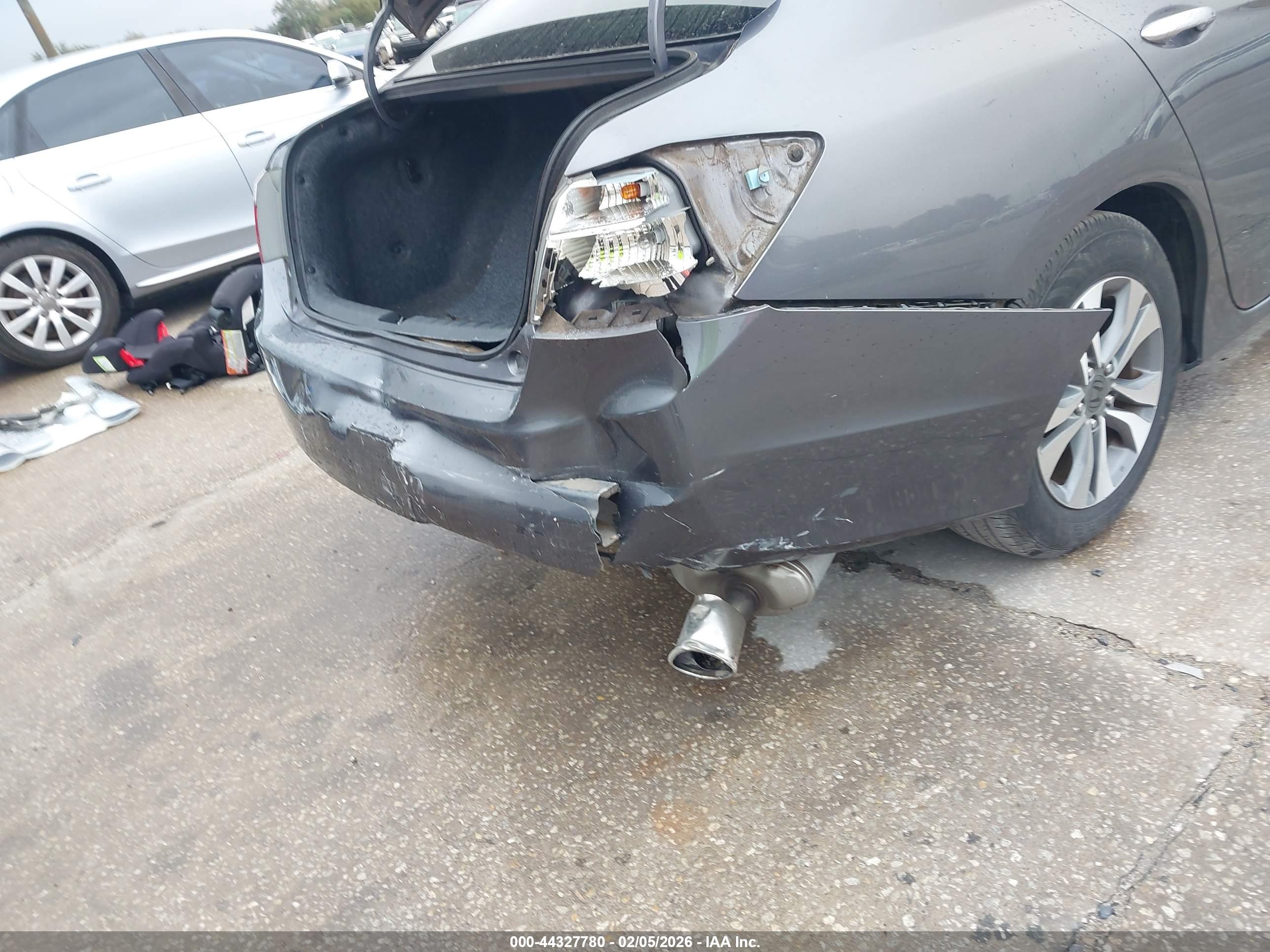 HONDA ACCORD image 6