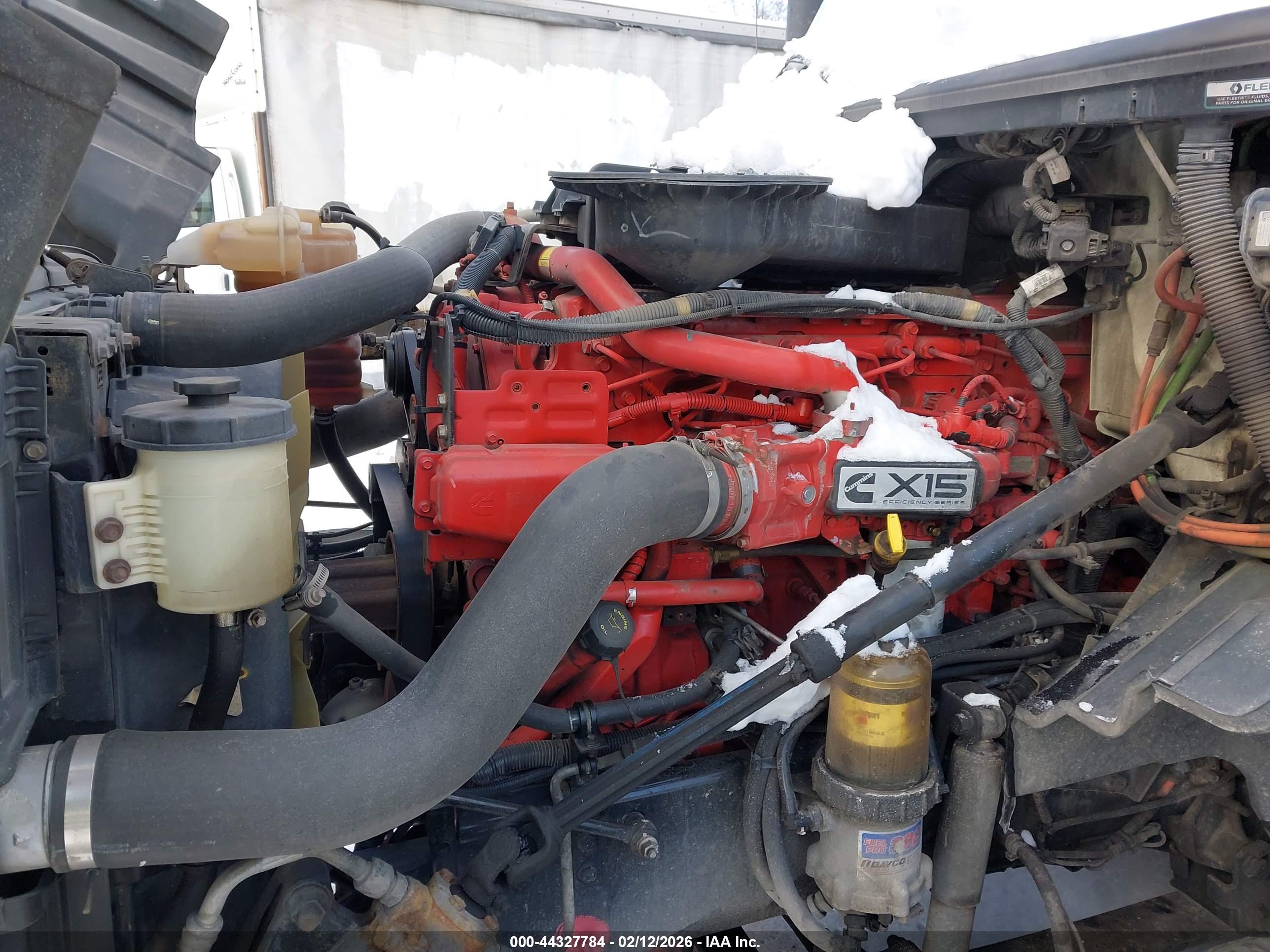 INTERNATIONAL LT image 10