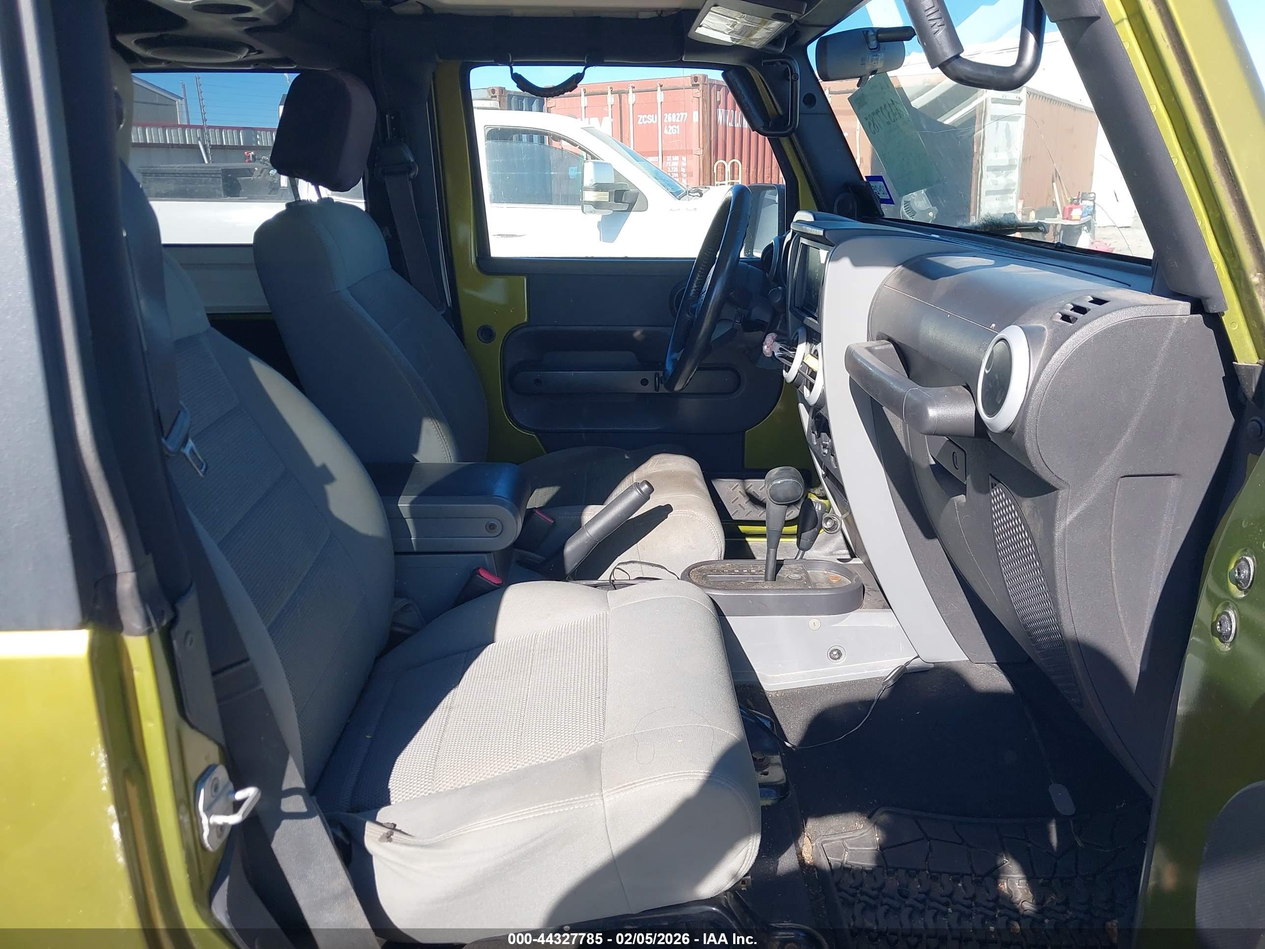 JEEP WRANGLER image 5